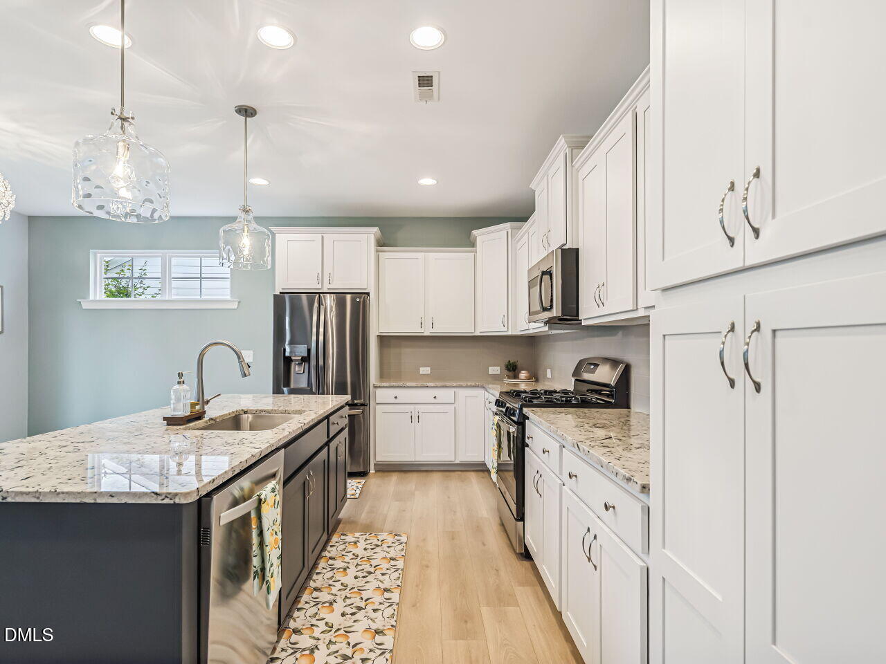 637 Future Islands Way Property Photo 18