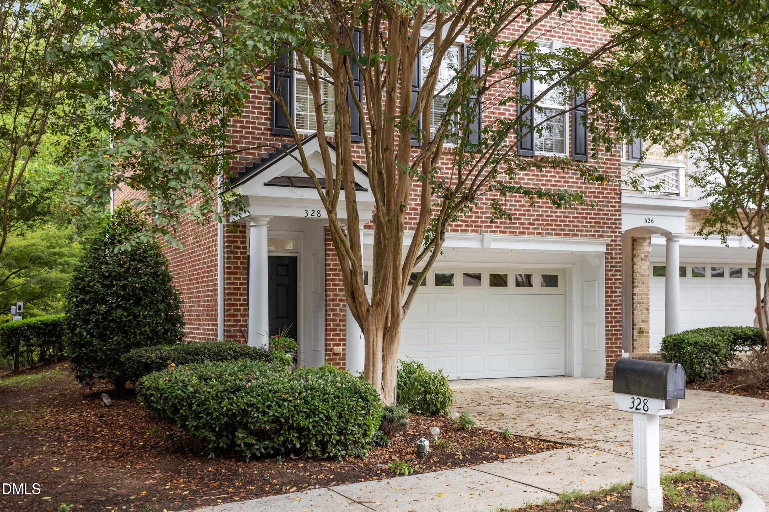 328 Bridgegate Drive Property Photo 3