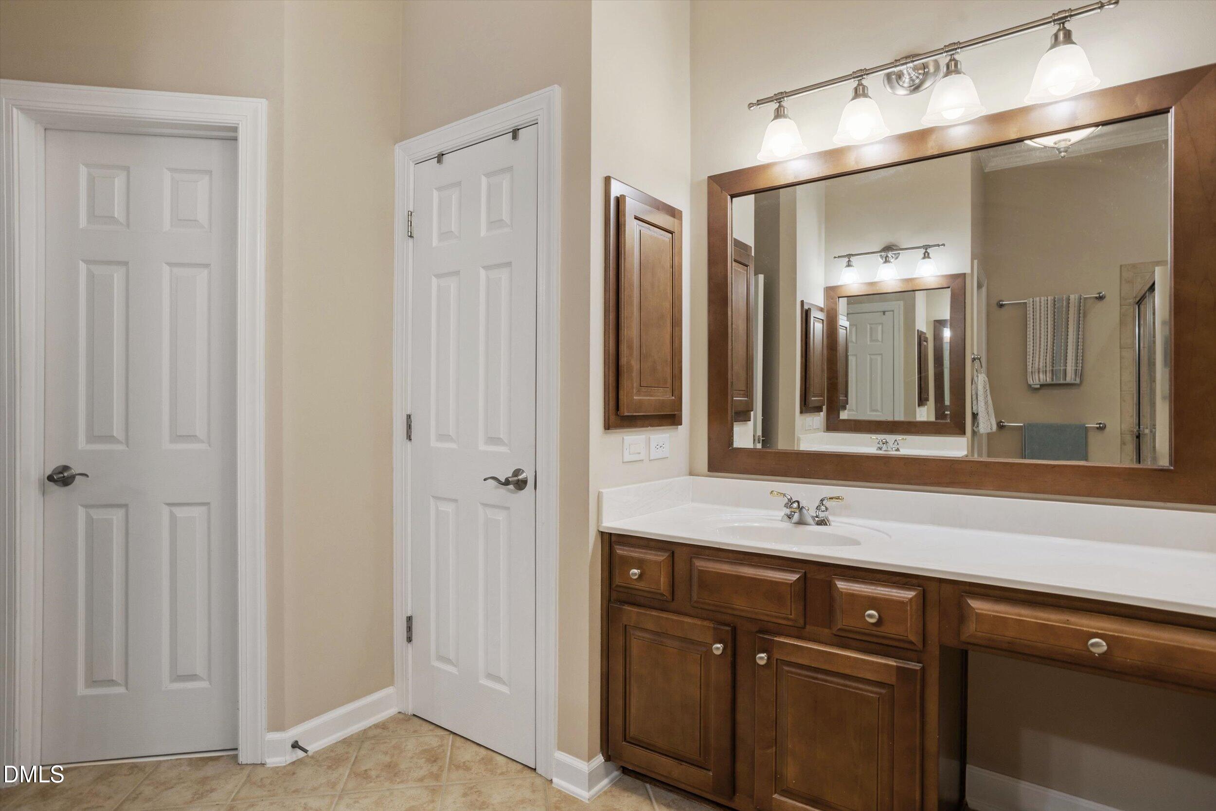 328 Bridgegate Drive Property Photo 39