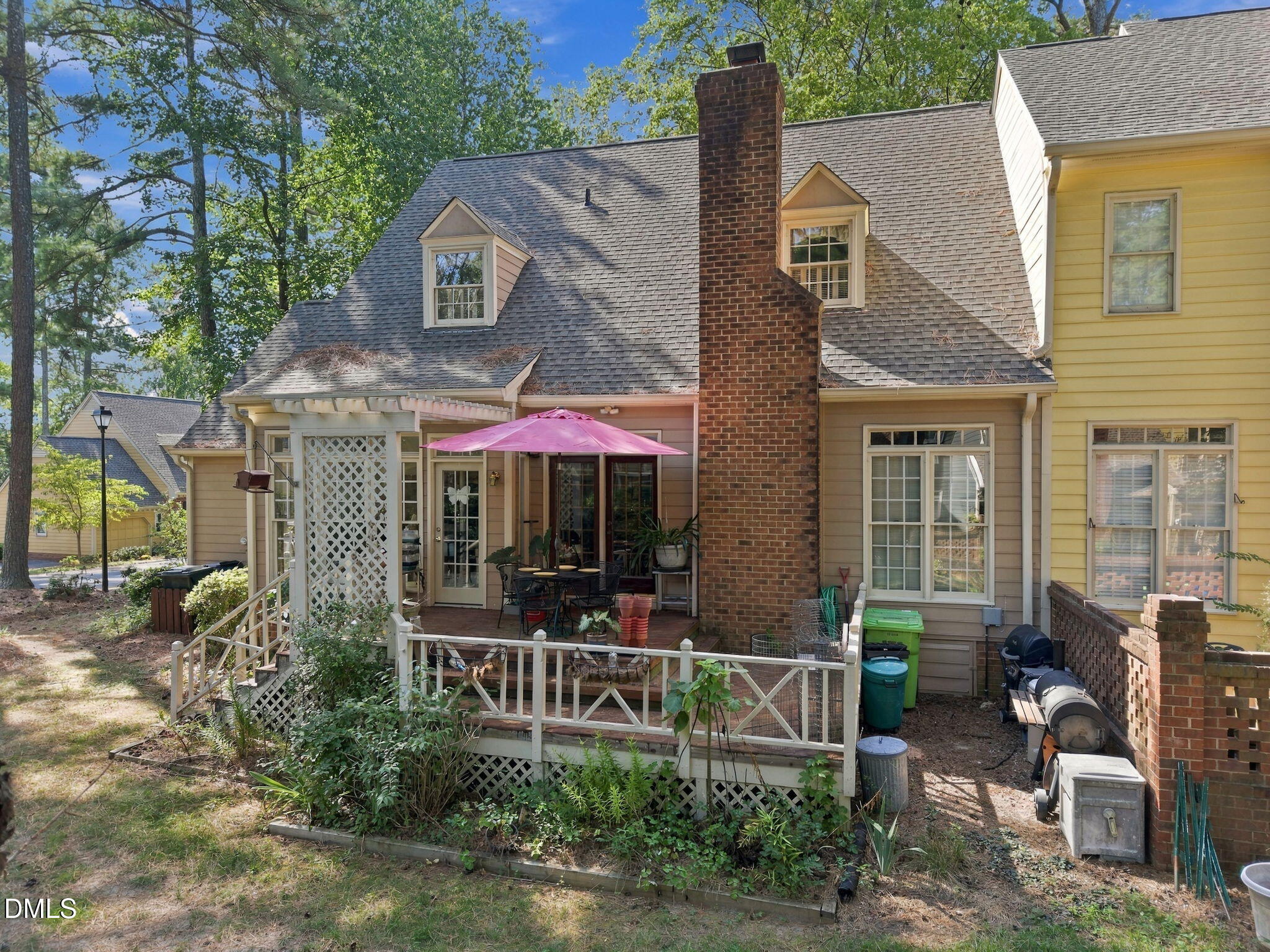 6100 Parker Croft Court Property Photo 16