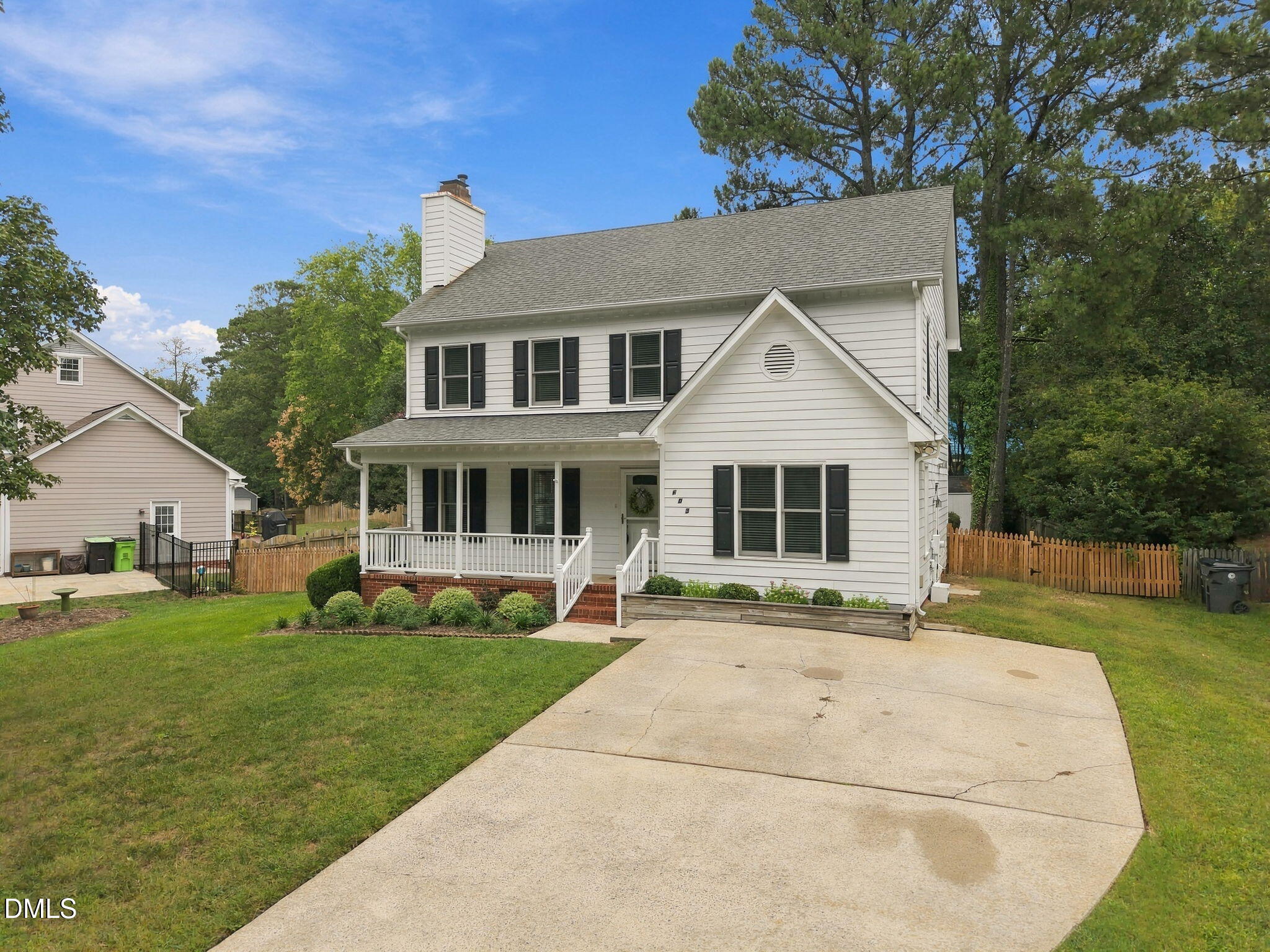 603 Pinewood Drive Property Photo 2