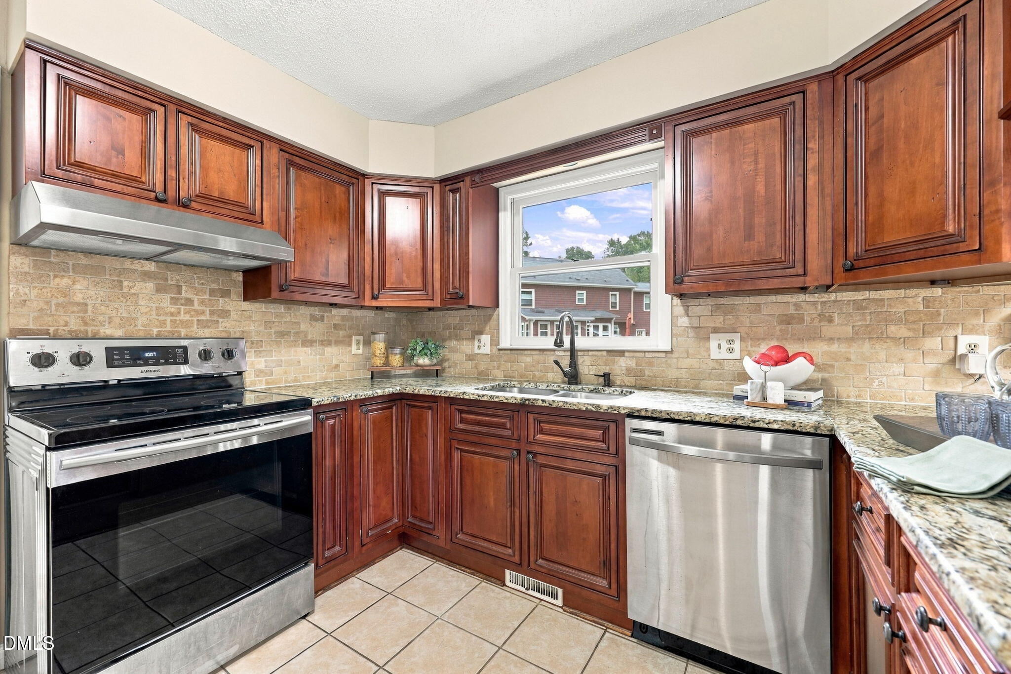 603 Pinewood Drive Property Photo 16