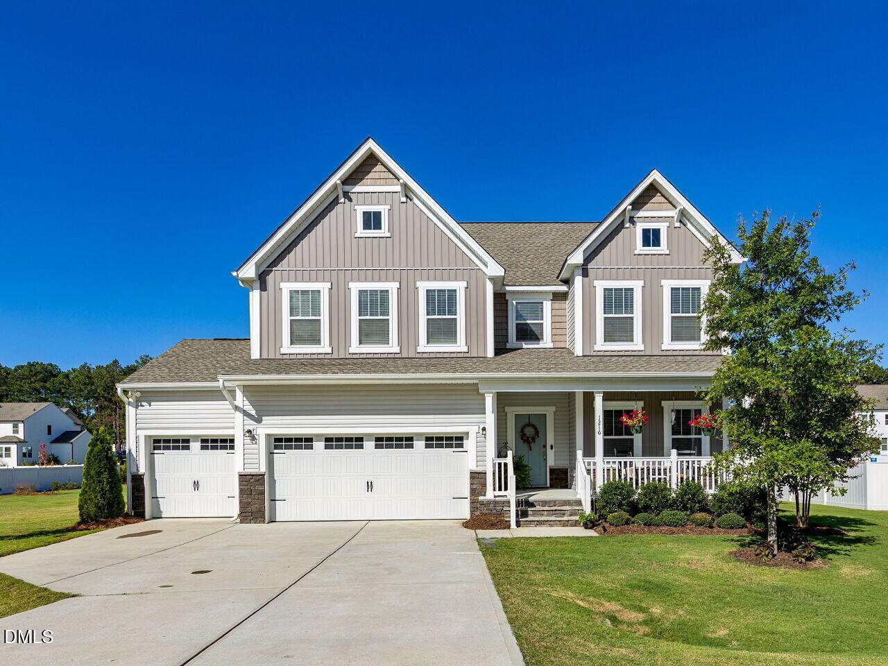1216 Huffington Oak Drive Property Photo 1