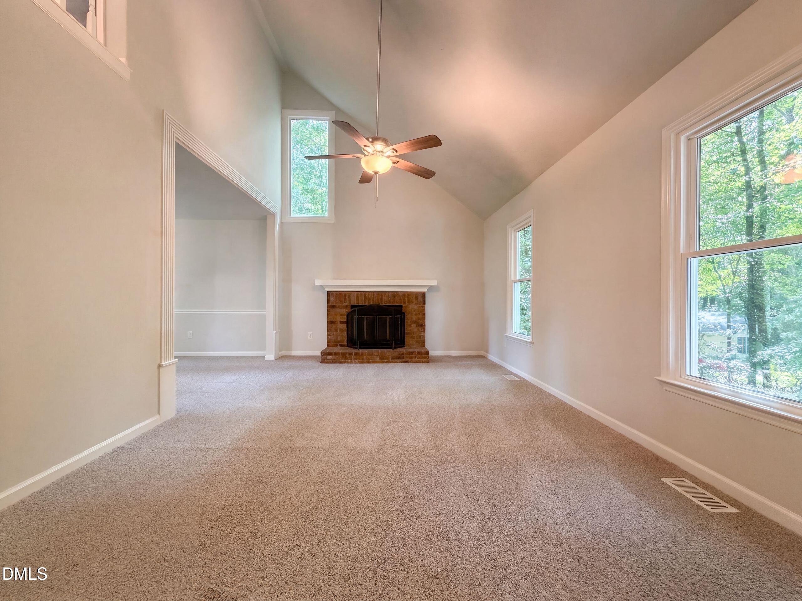 1900 Cedar Court Property Photo 4