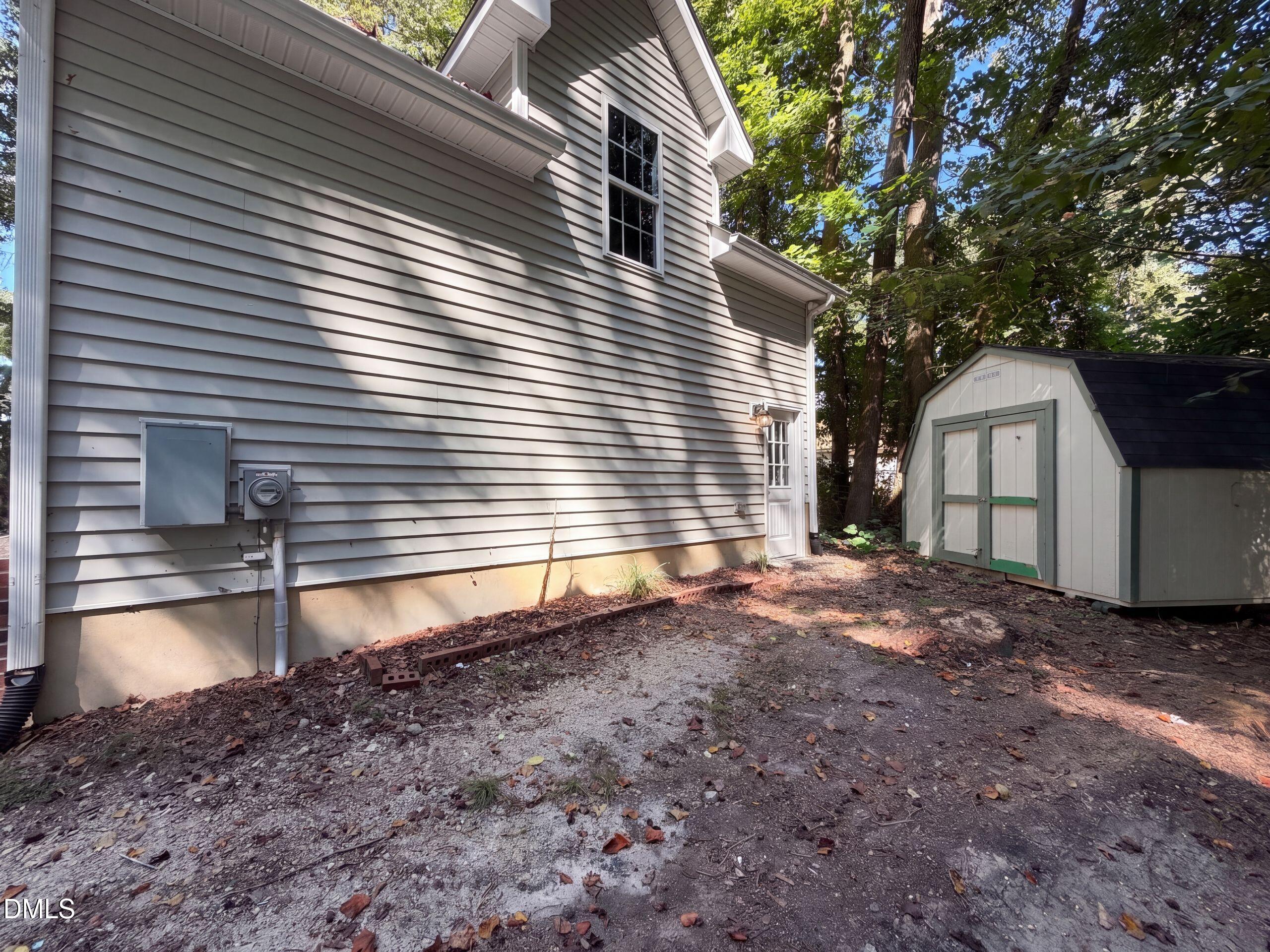 1900 Cedar Court Property Photo 18