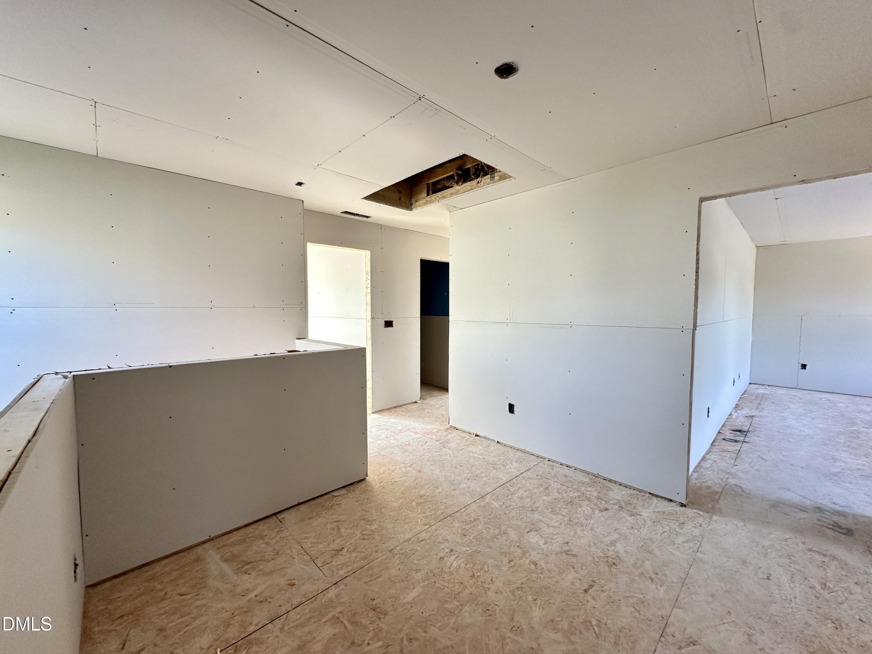 360 Buckthorn Drive Property Photo 9