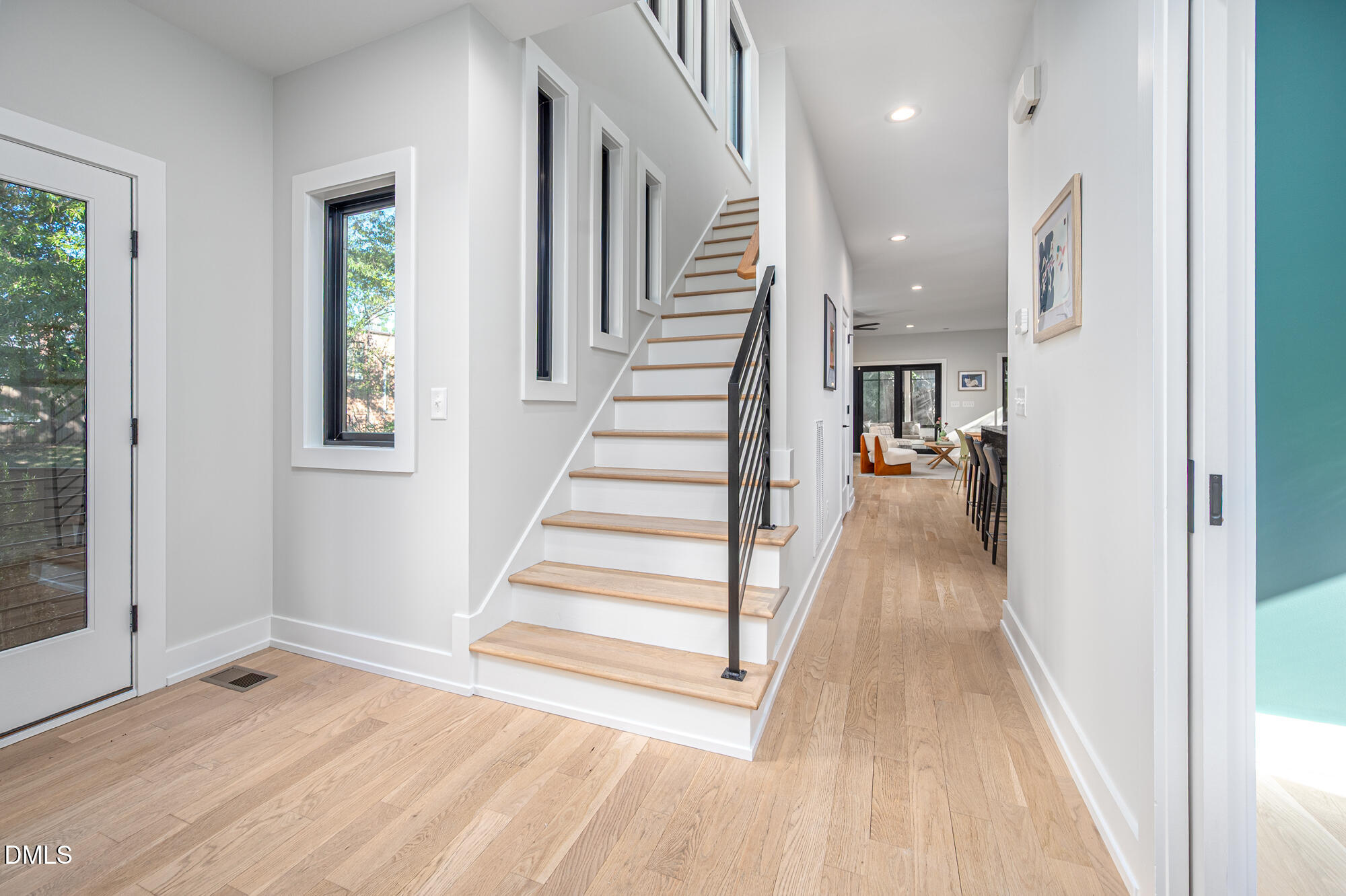 1706 Englewood Avenue Property Photo 8