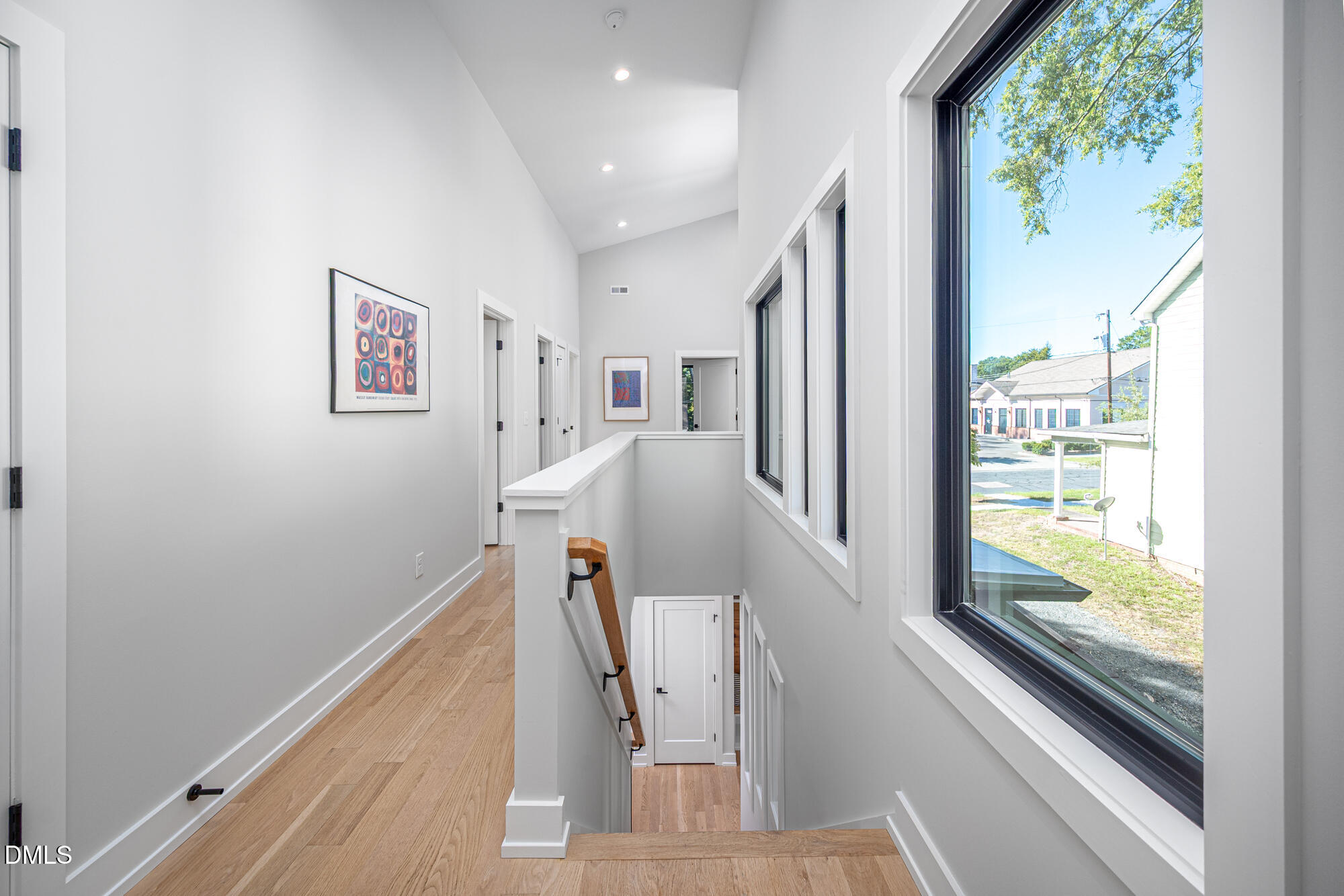 1706 Englewood Avenue Property Photo 23