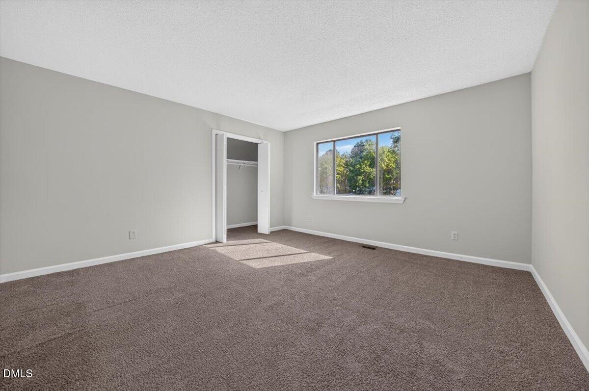1000 Fargo Street H1 Property Photo 26