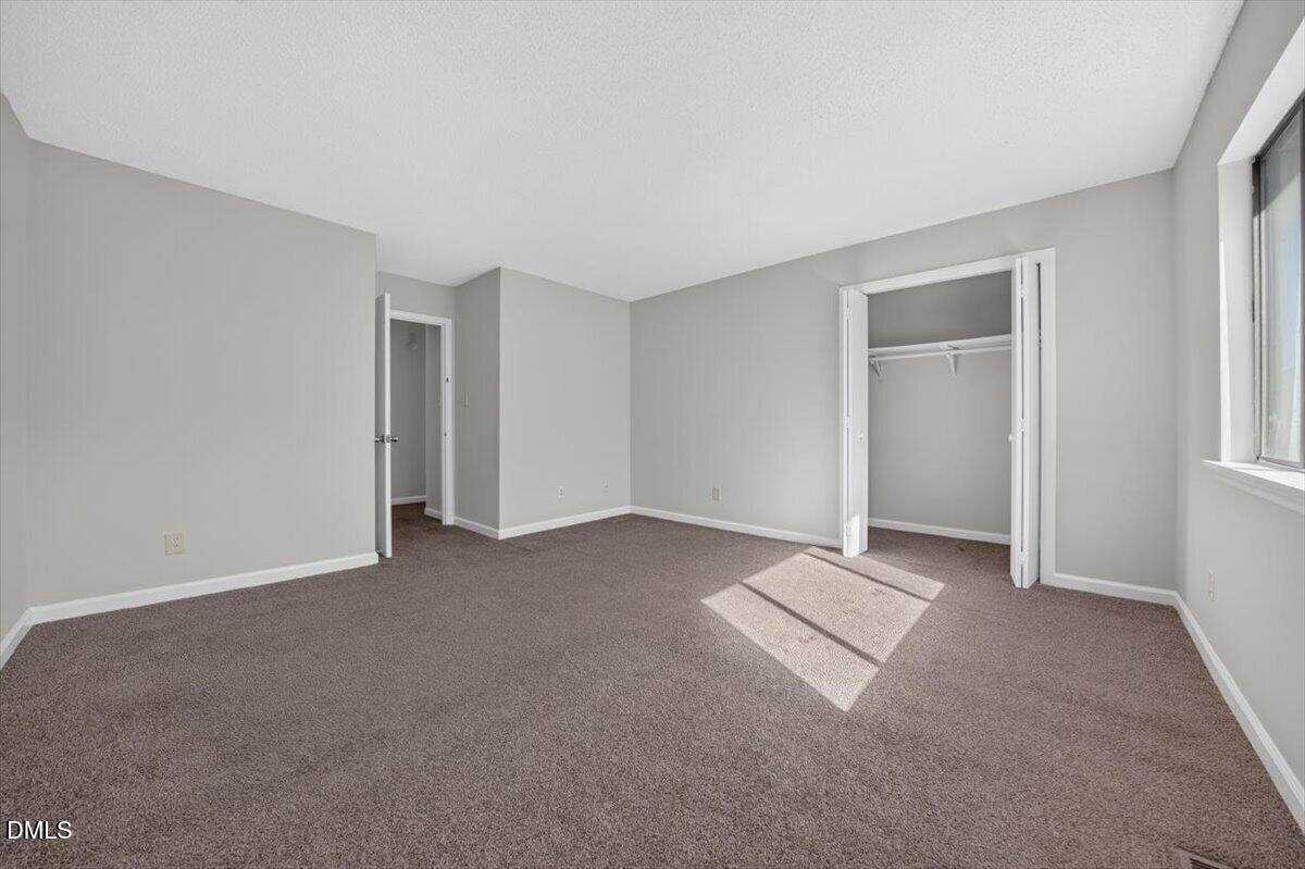 1000 Fargo Street H1 Property Photo 27