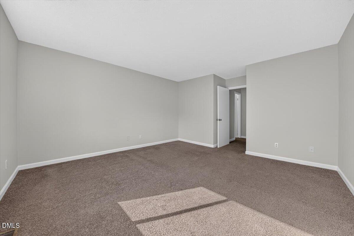 1000 Fargo Street H1 Property Photo 28