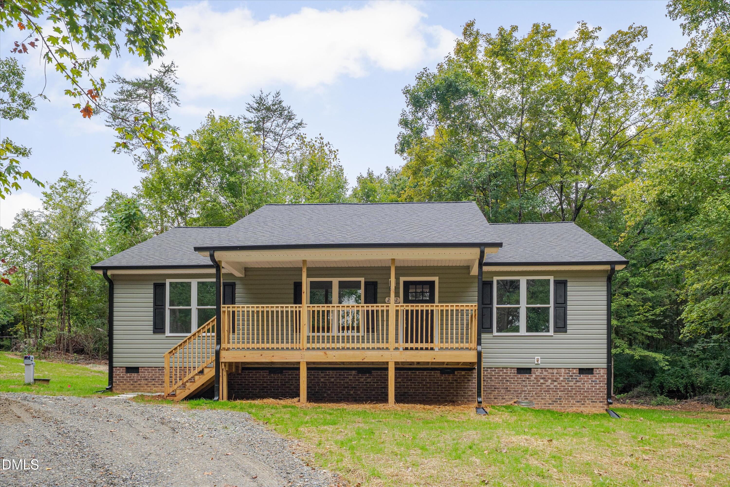 2452 Gardner Holt Road Property Photo 3