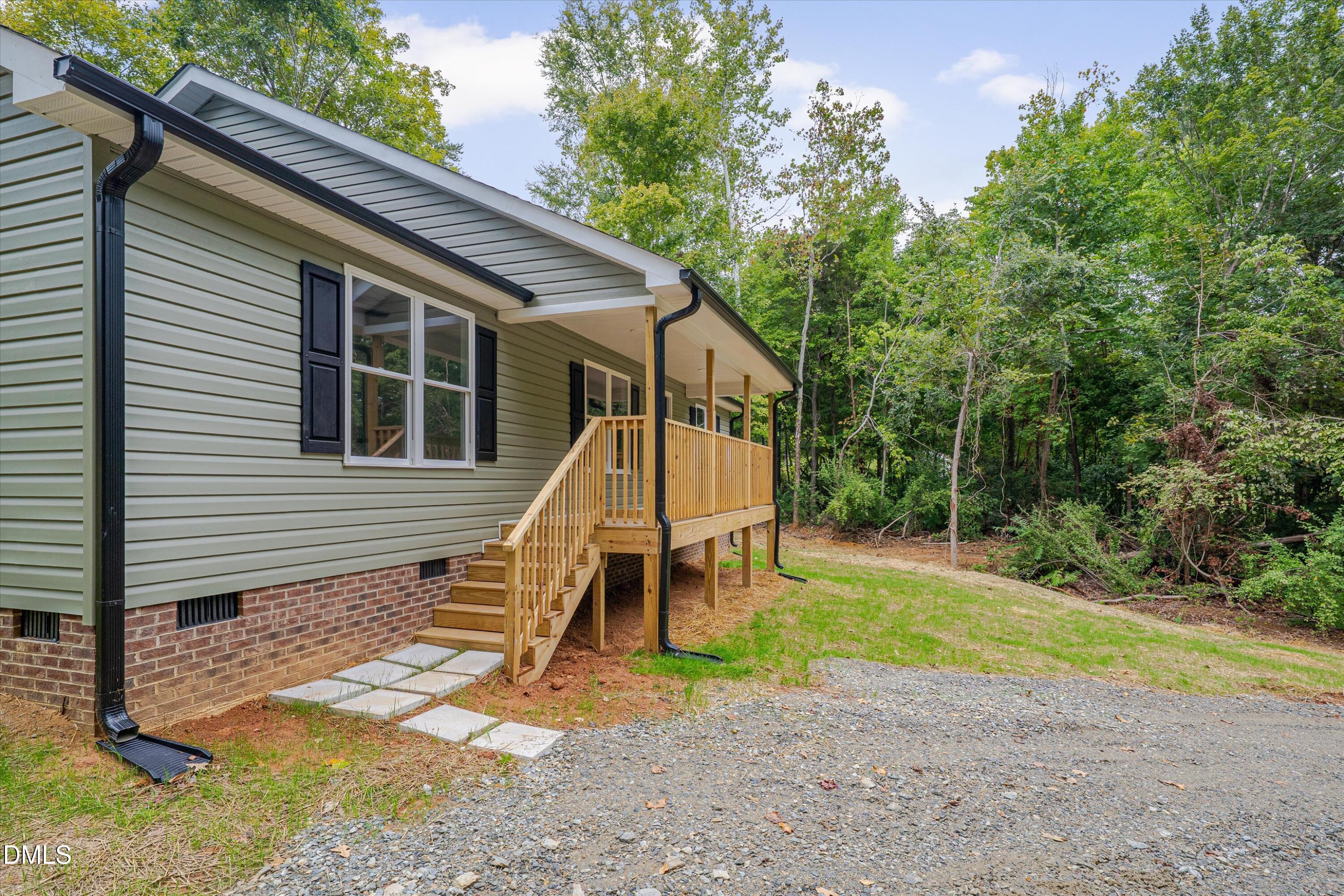 2452 Gardner Holt Road Property Photo 5