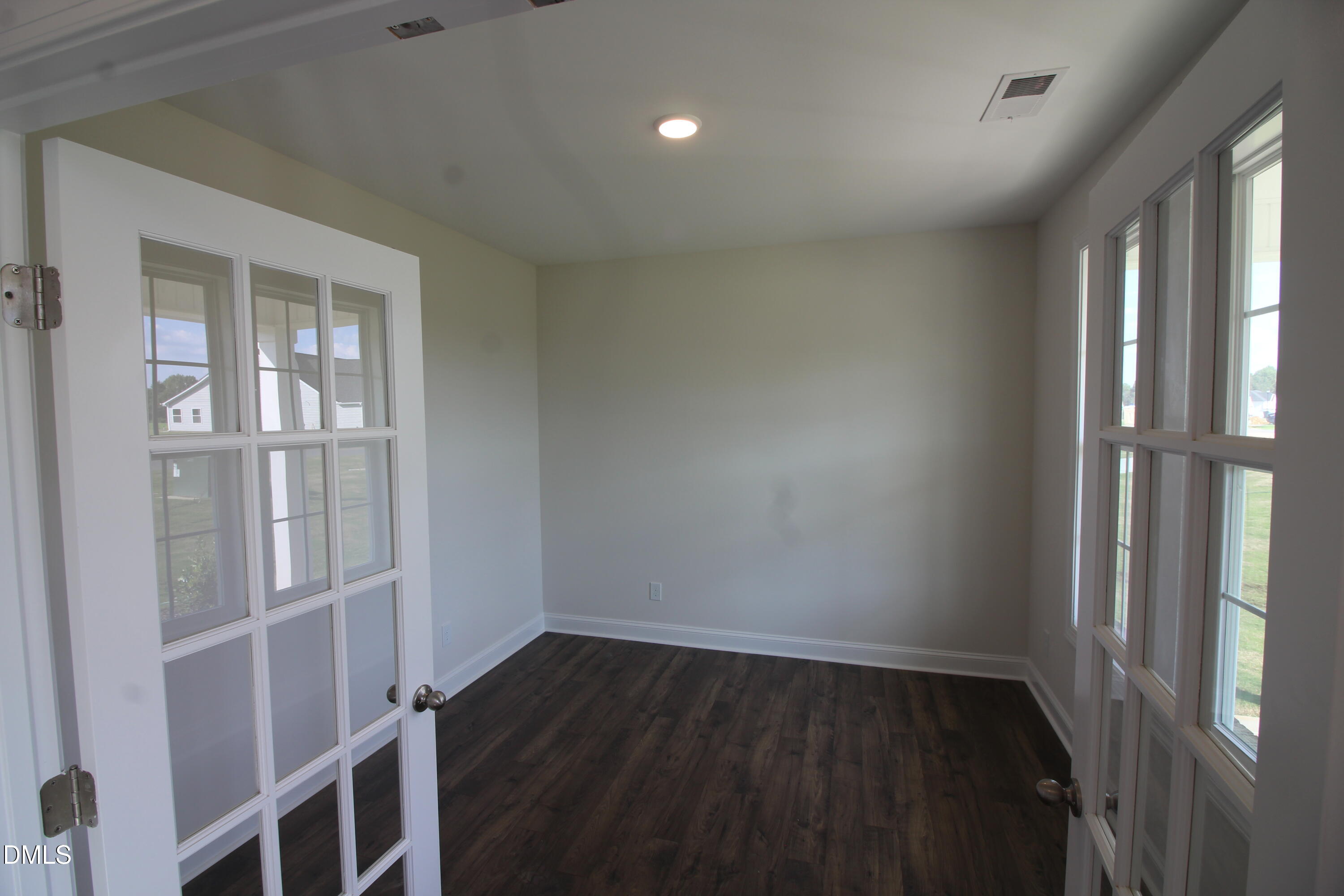 161 Margot Manor Drive Property Photo 6