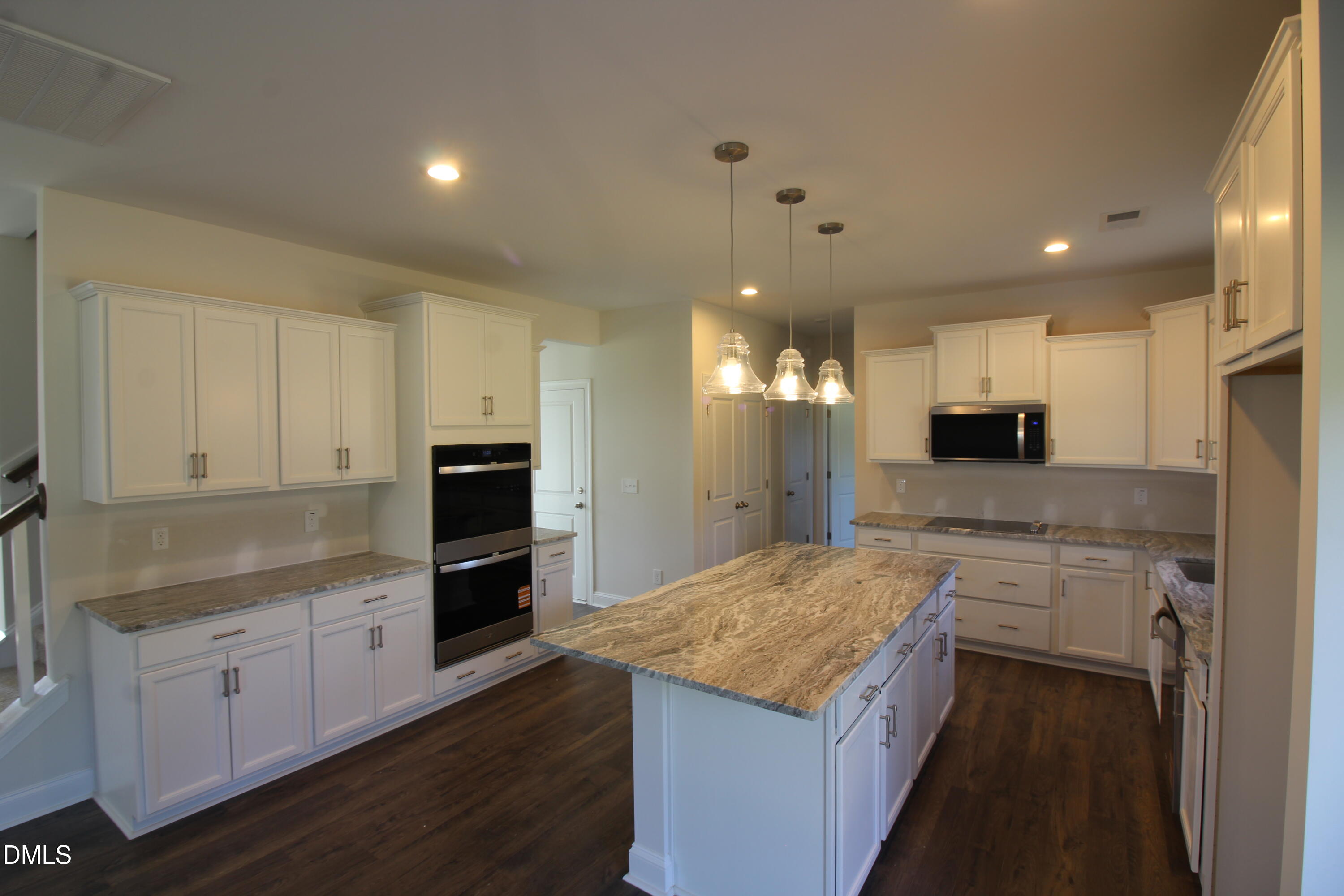 161 Margot Manor Drive Property Photo 7