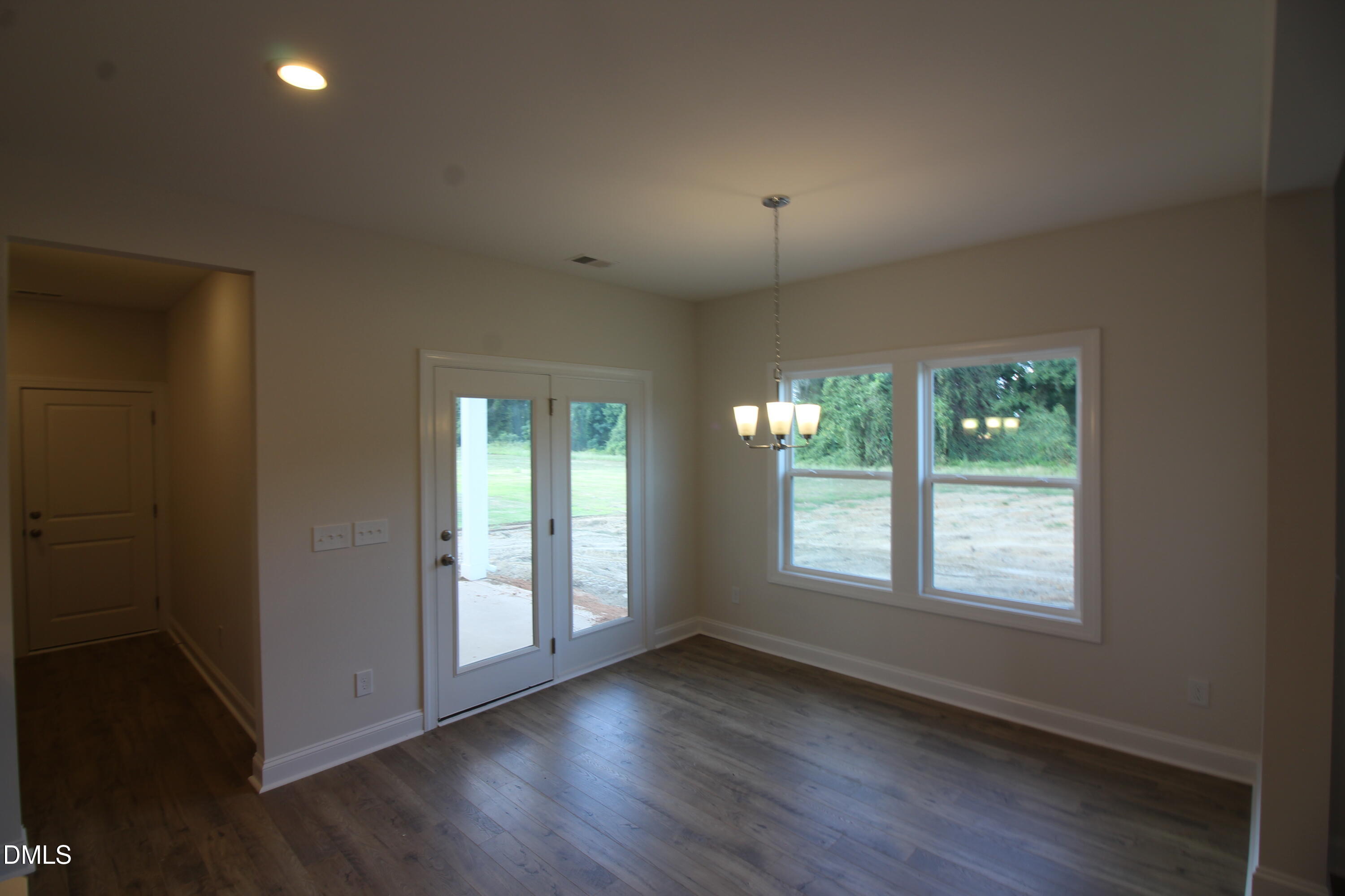 189 Margot Manor Drive Property Photo 7