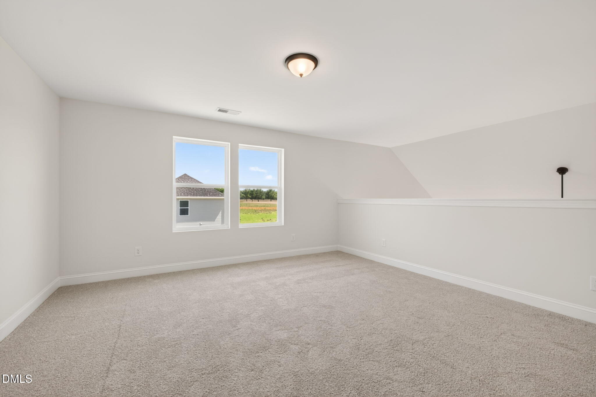 102 Maverick Lane Property Photo 24