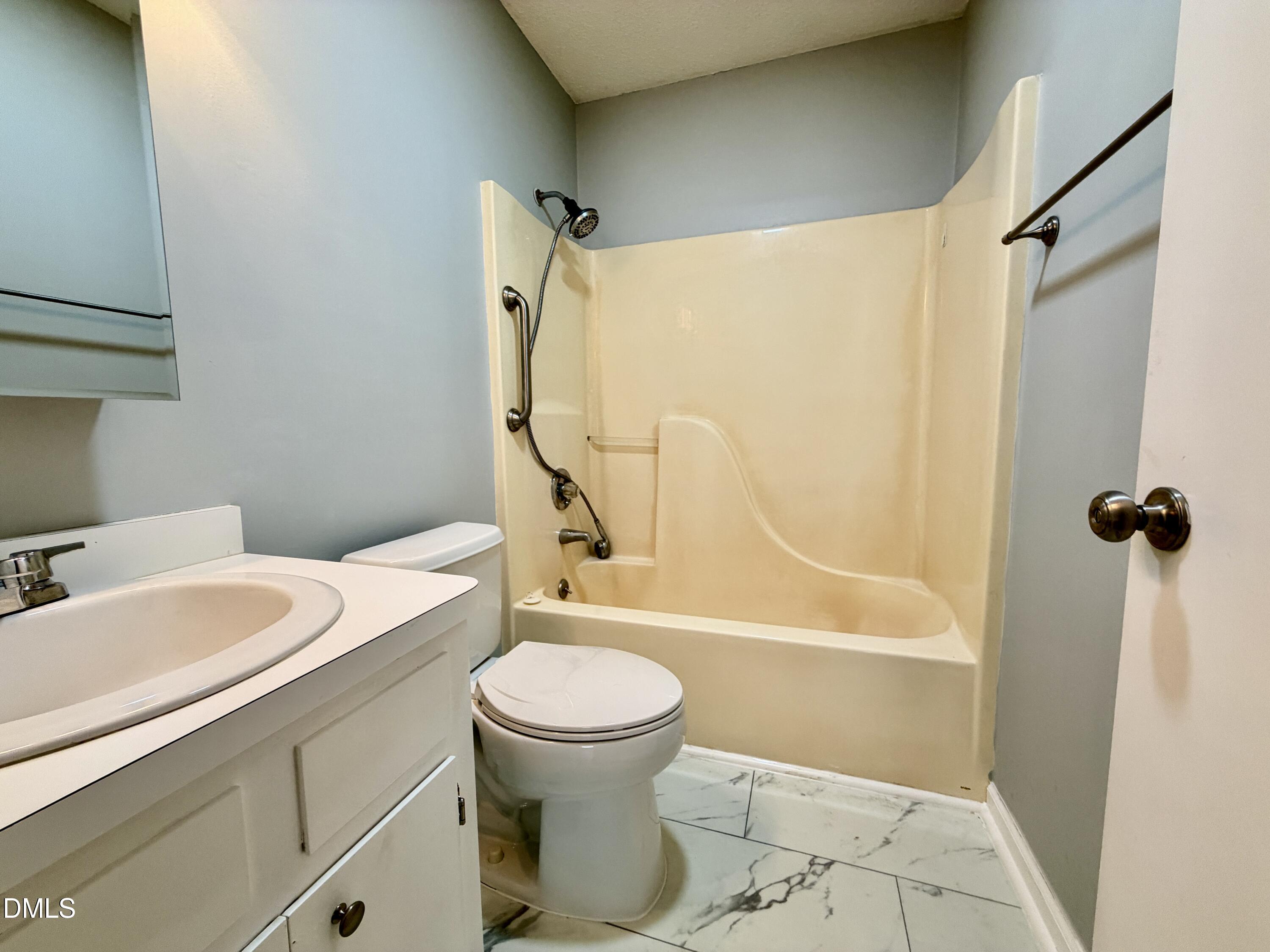 115 Violet Lane Property Photo 17