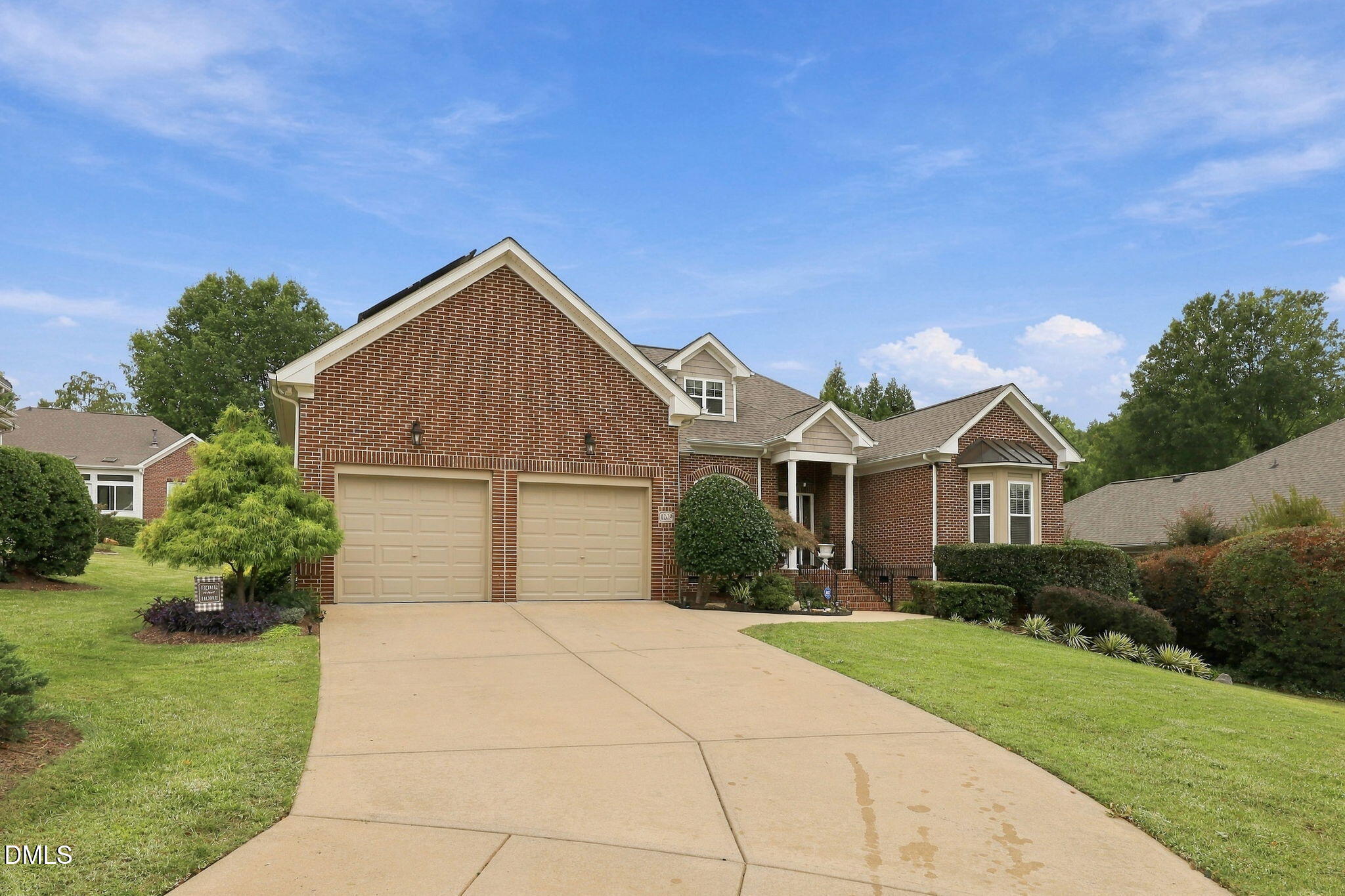 1209 Shining Water Lane Property Photo 2