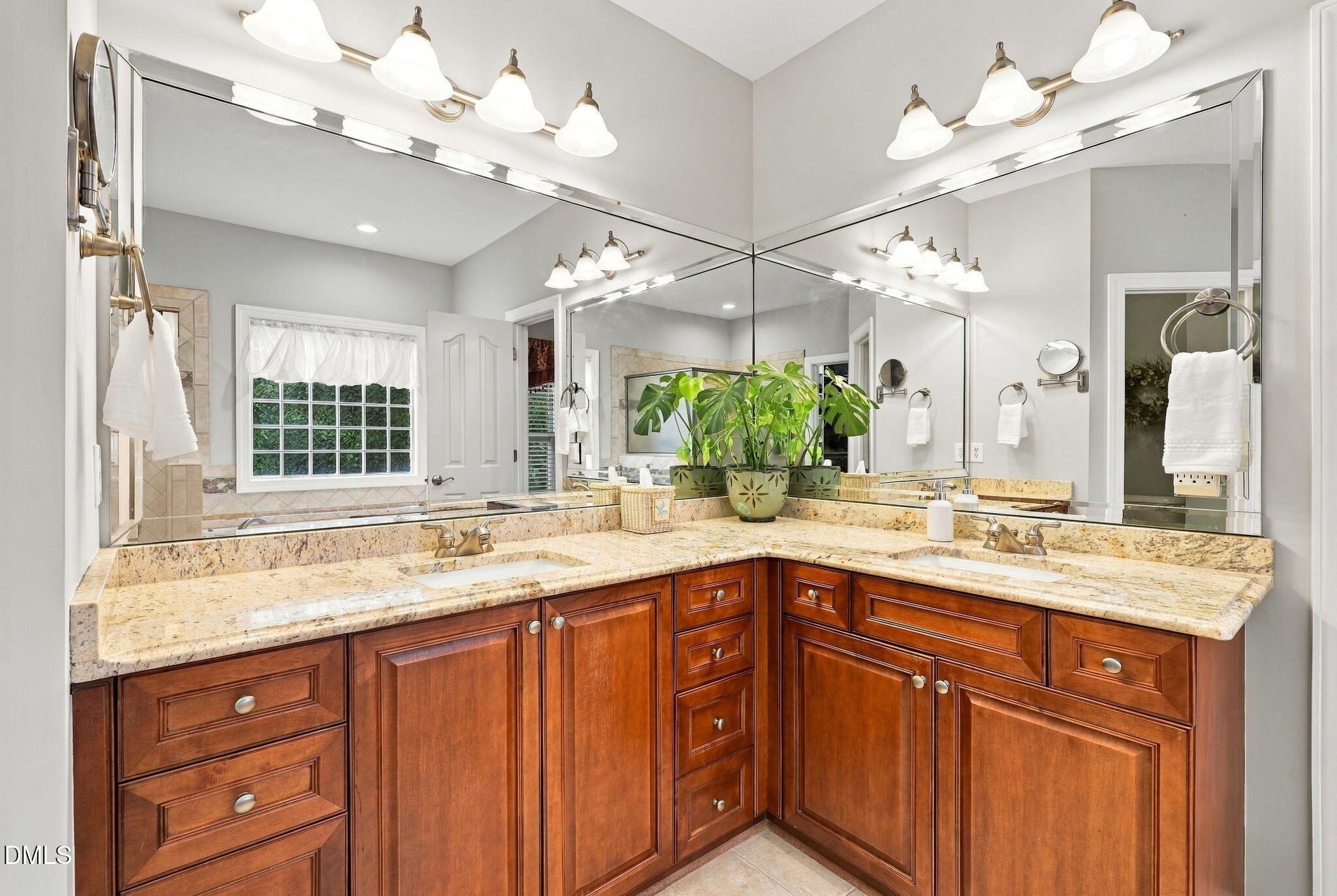 1209 Shining Water Lane Property Photo 23