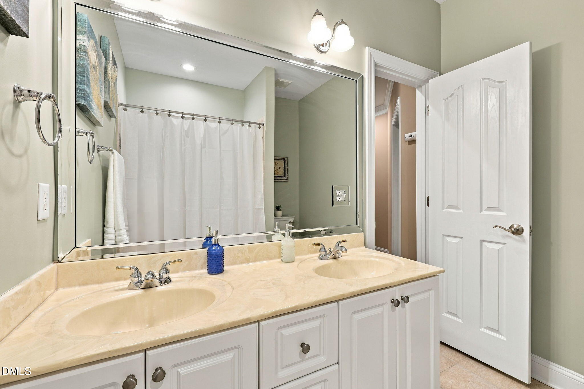 1209 Shining Water Lane Property Photo 29