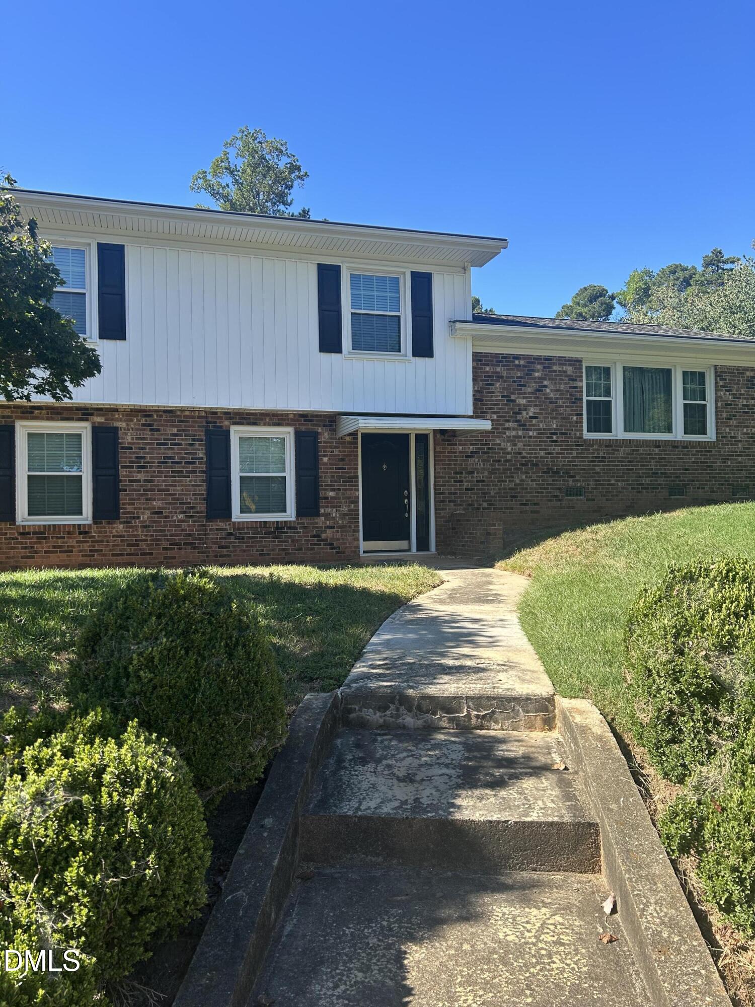 4609 Latimer Road Property Photo 2