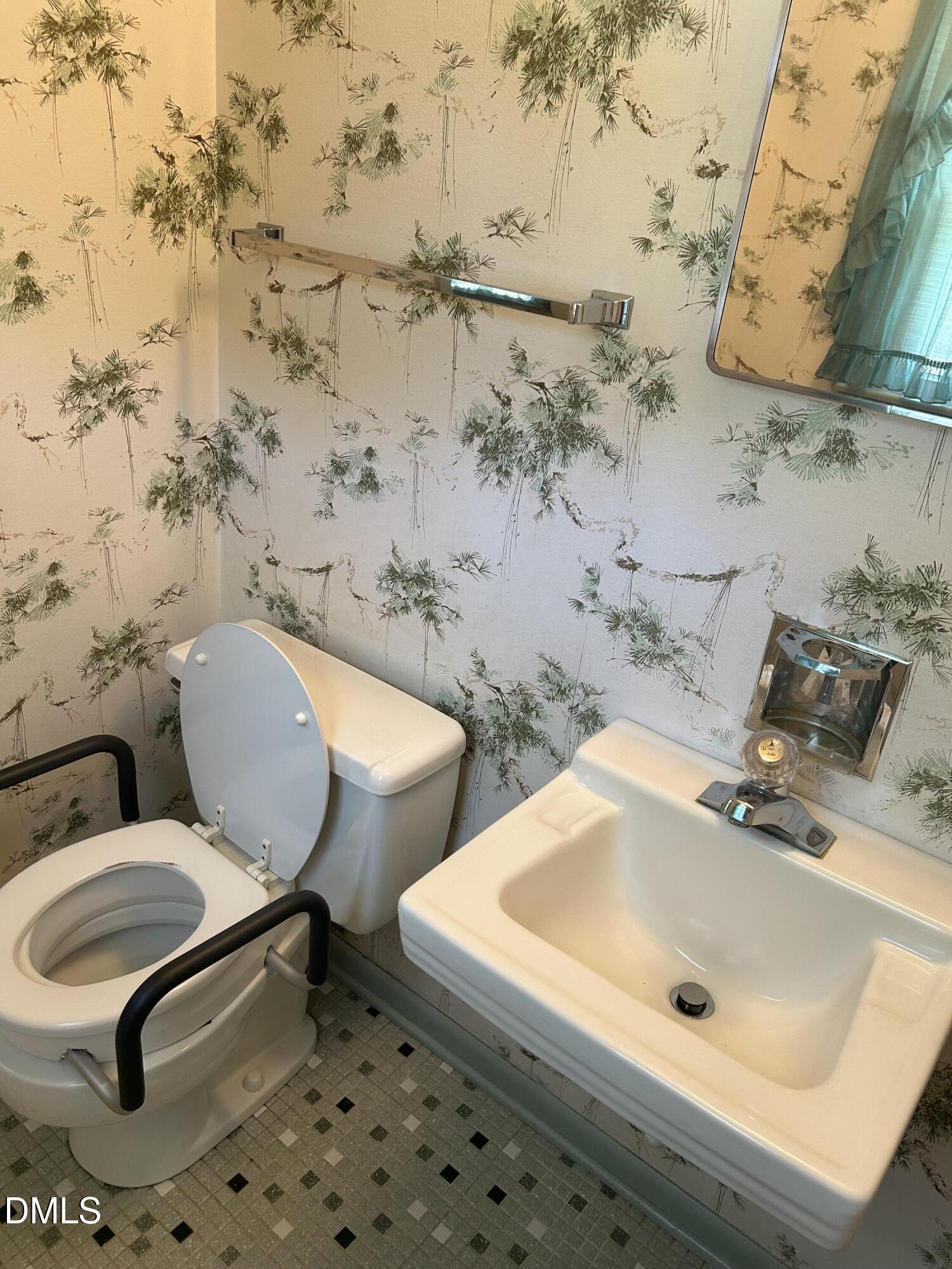 4609 Latimer Road Property Photo 24