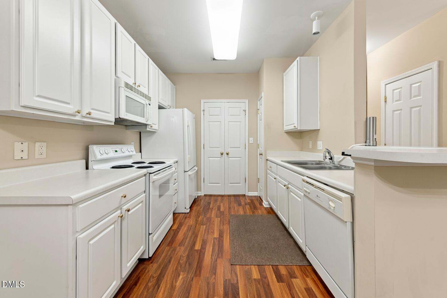 2923 Kudrow Lane Property Photo 10