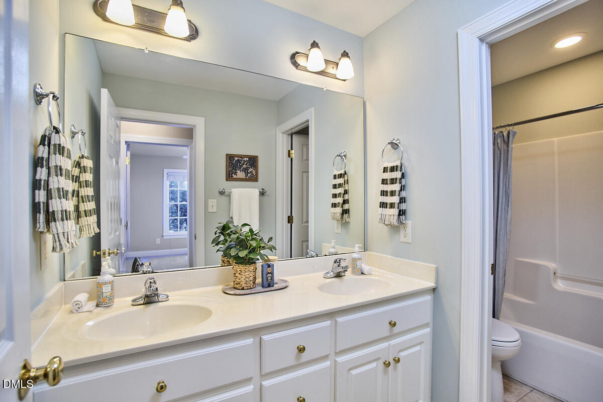 4402 Myers Park Drive Property Photo 34