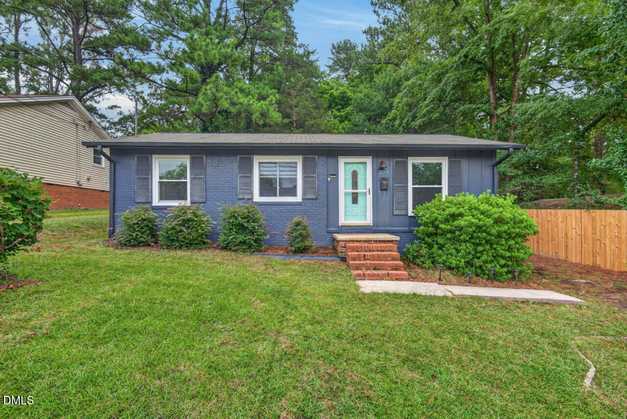 205 Barnes Street Property Photo 1