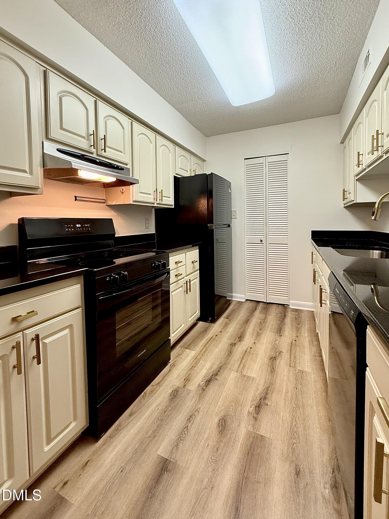 4709 Edwards Mill Road D Property Photo 9