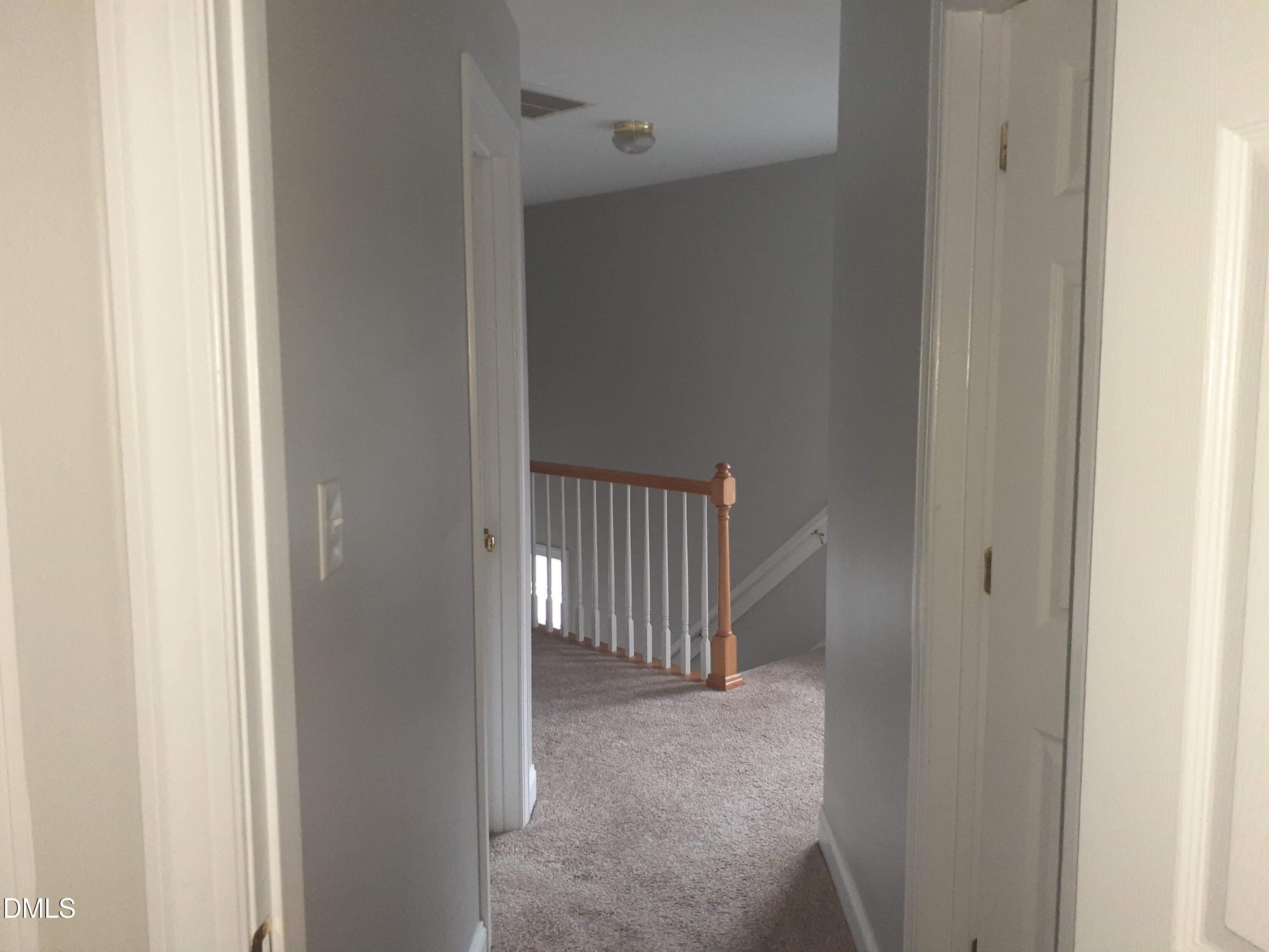 220 Whistling Swan Drive Property Photo 10