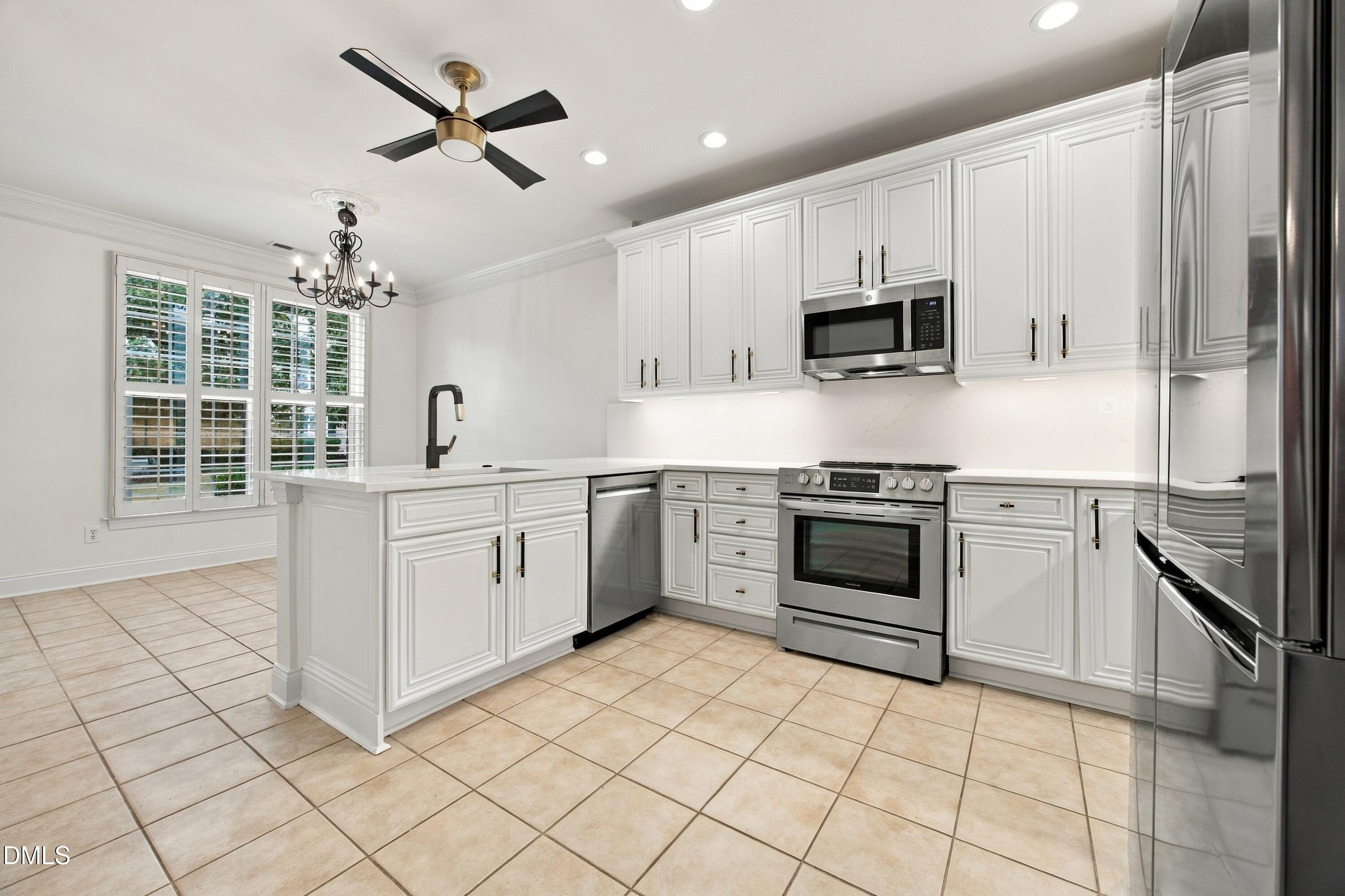 11220 Presidio Drive Property Photo 17