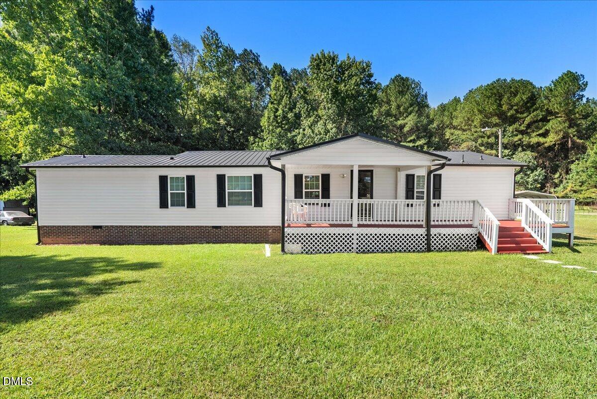7533 Sam Young Road Property Photo 1