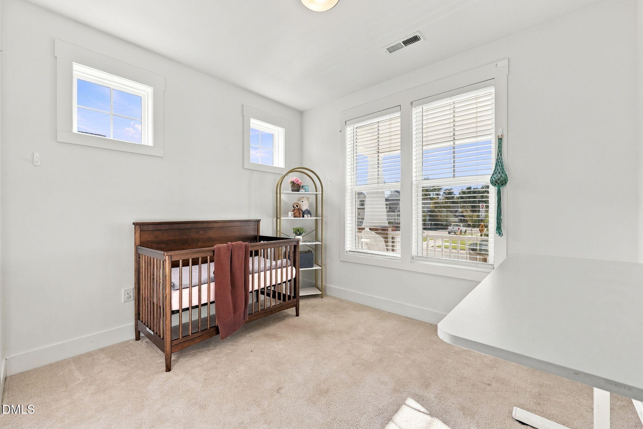 325 Underhill Way Property Photo 23