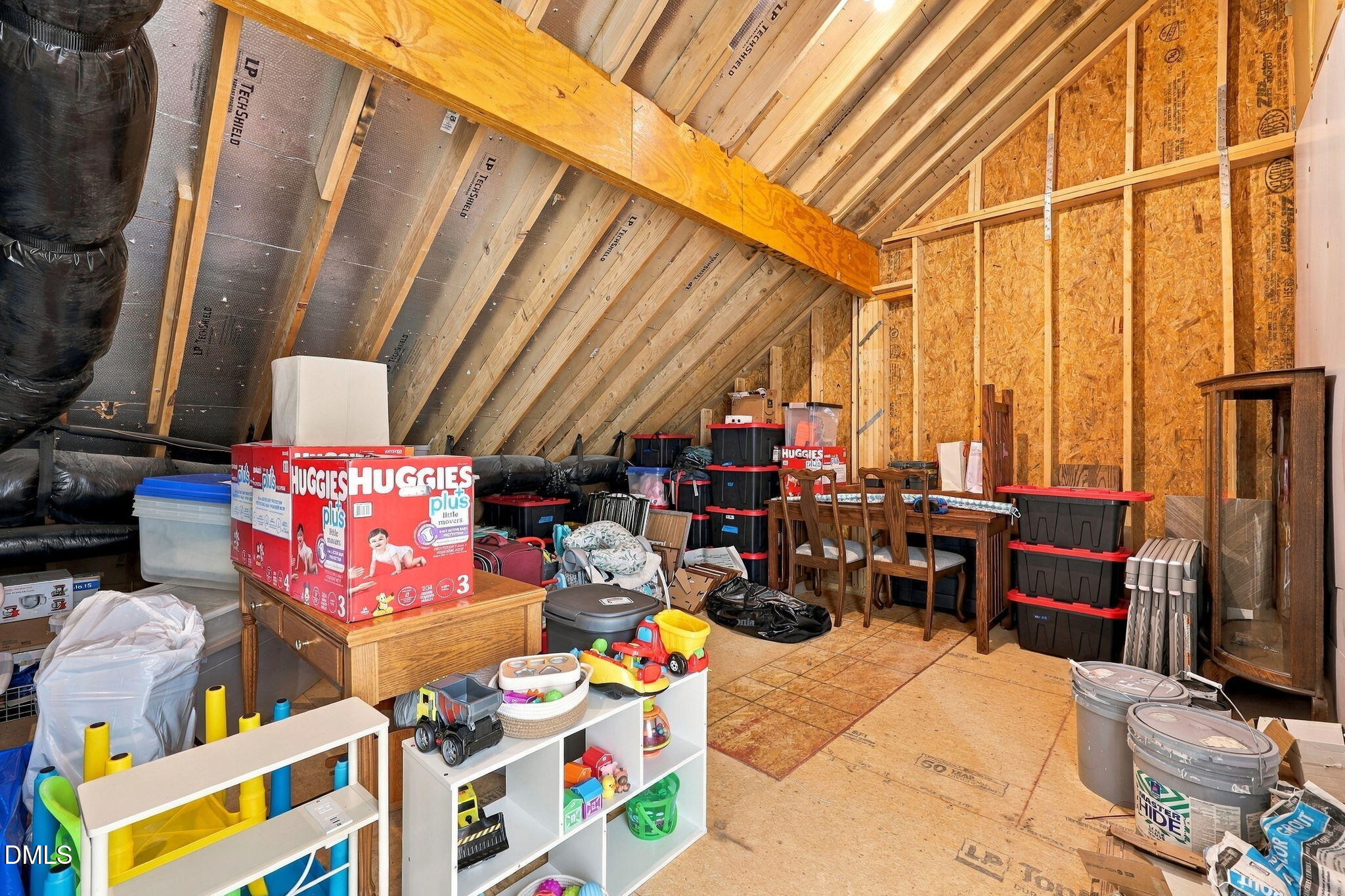 325 Underhill Way Property Photo 33