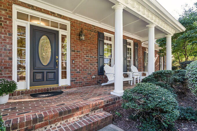 110 Summerview Lane Property Photo 3
