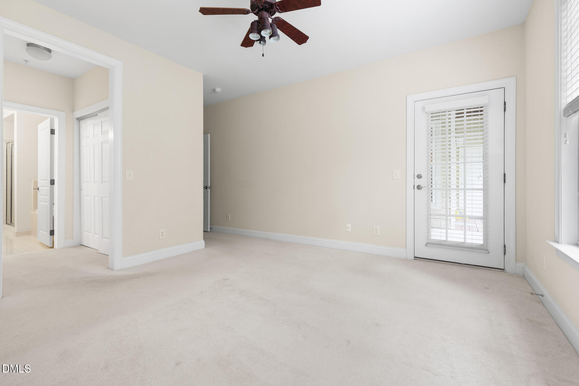 823 Providence Glen Drive Property Photo 16