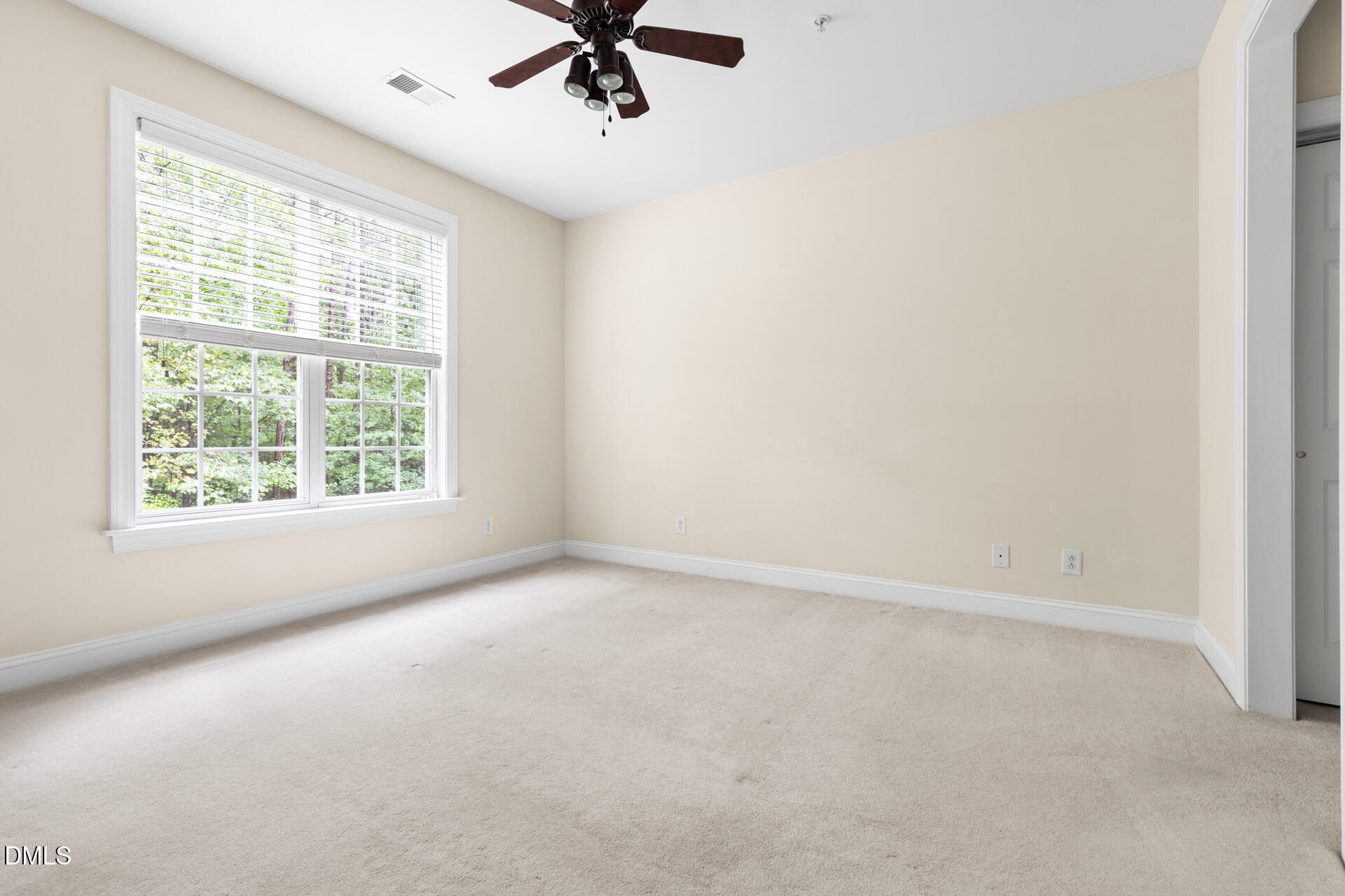 823 Providence Glen Drive Property Photo 17
