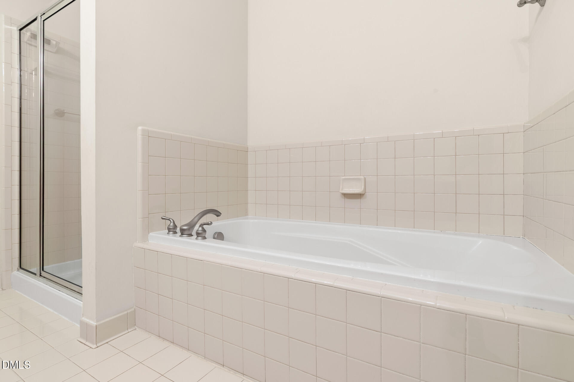 823 Providence Glen Drive Property Photo 21