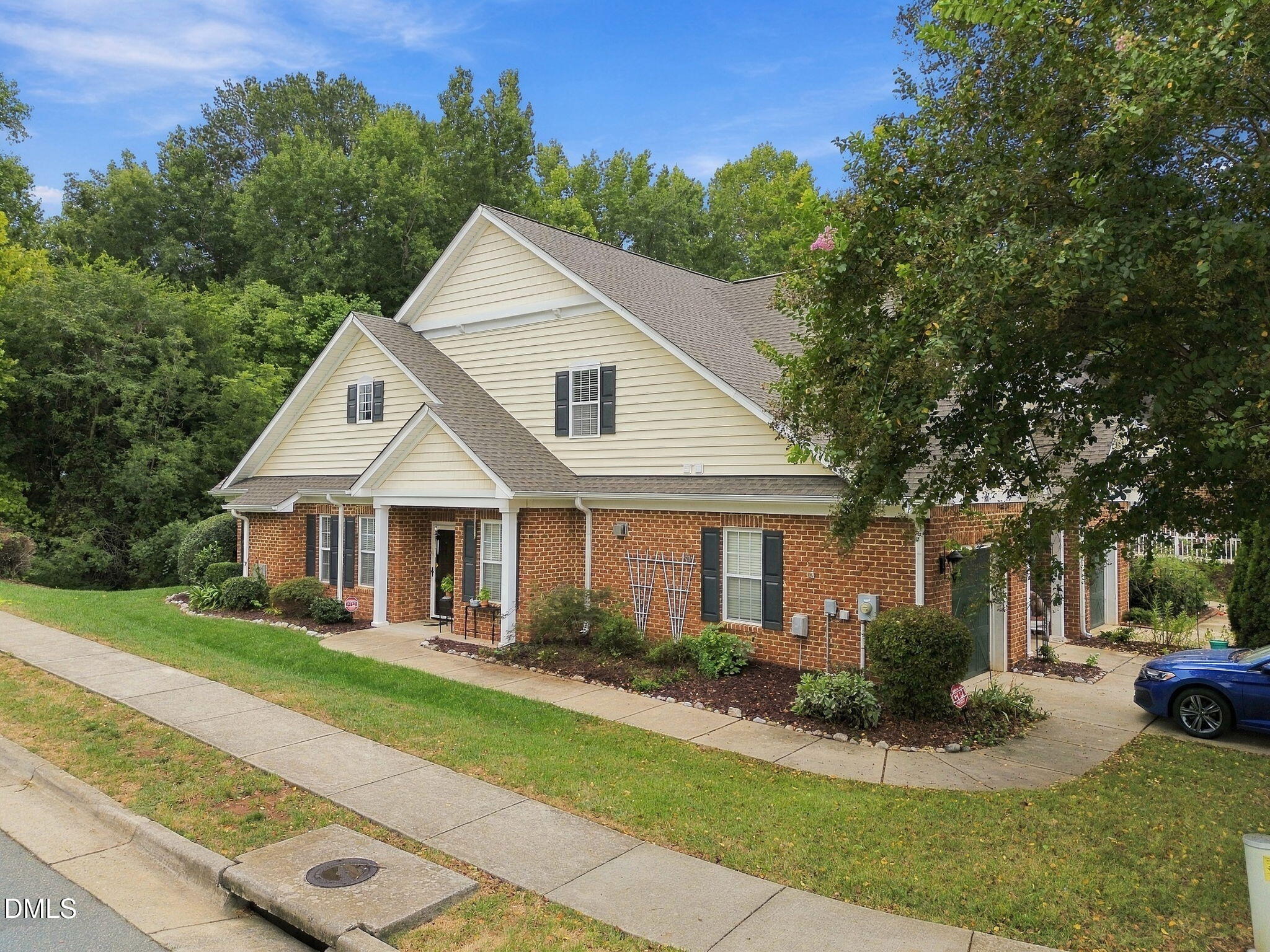 101 Kestrel Court Property Photo 1