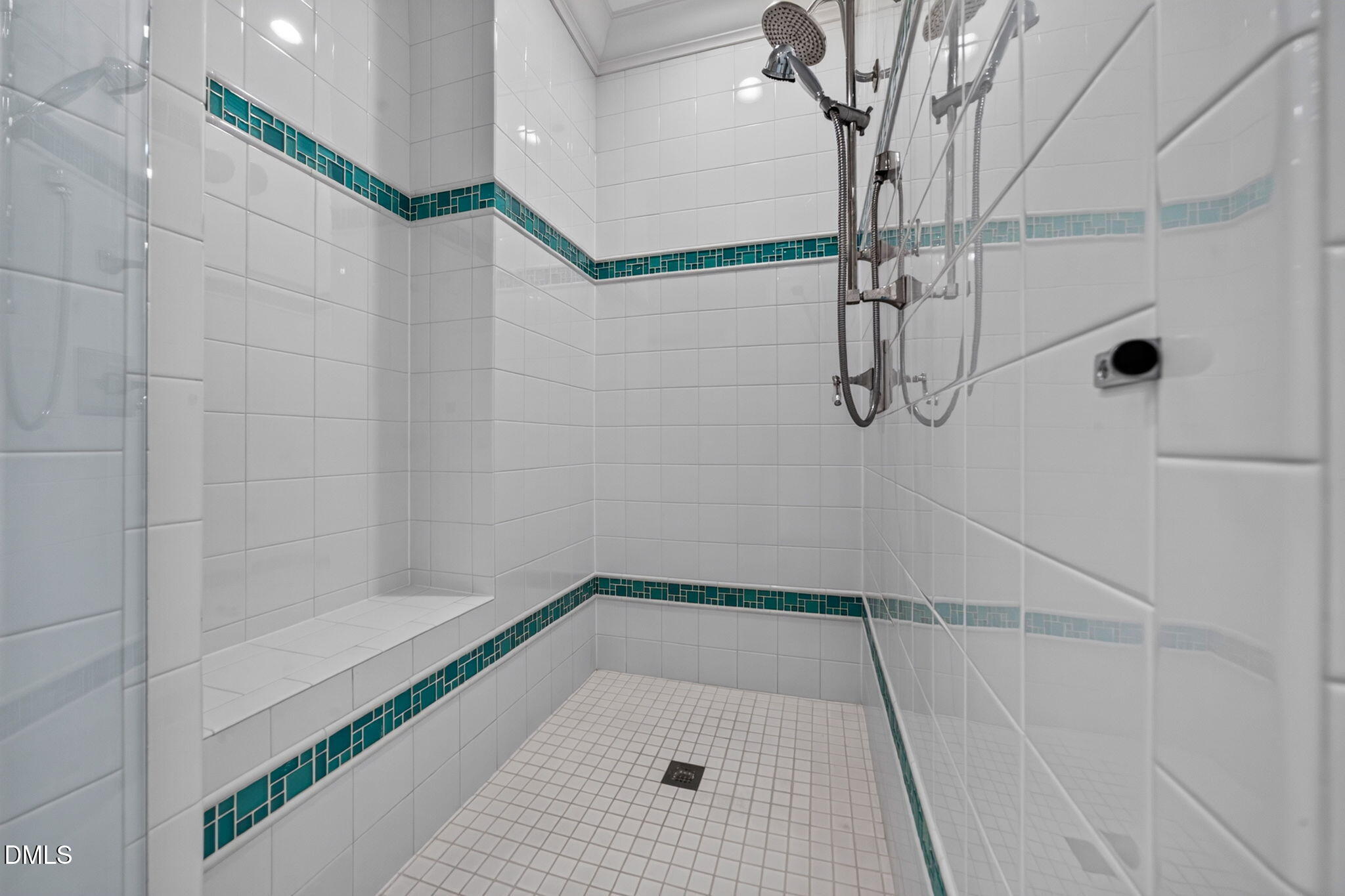 2801 Glenwood Gardens Lane 203 Property Photo 44