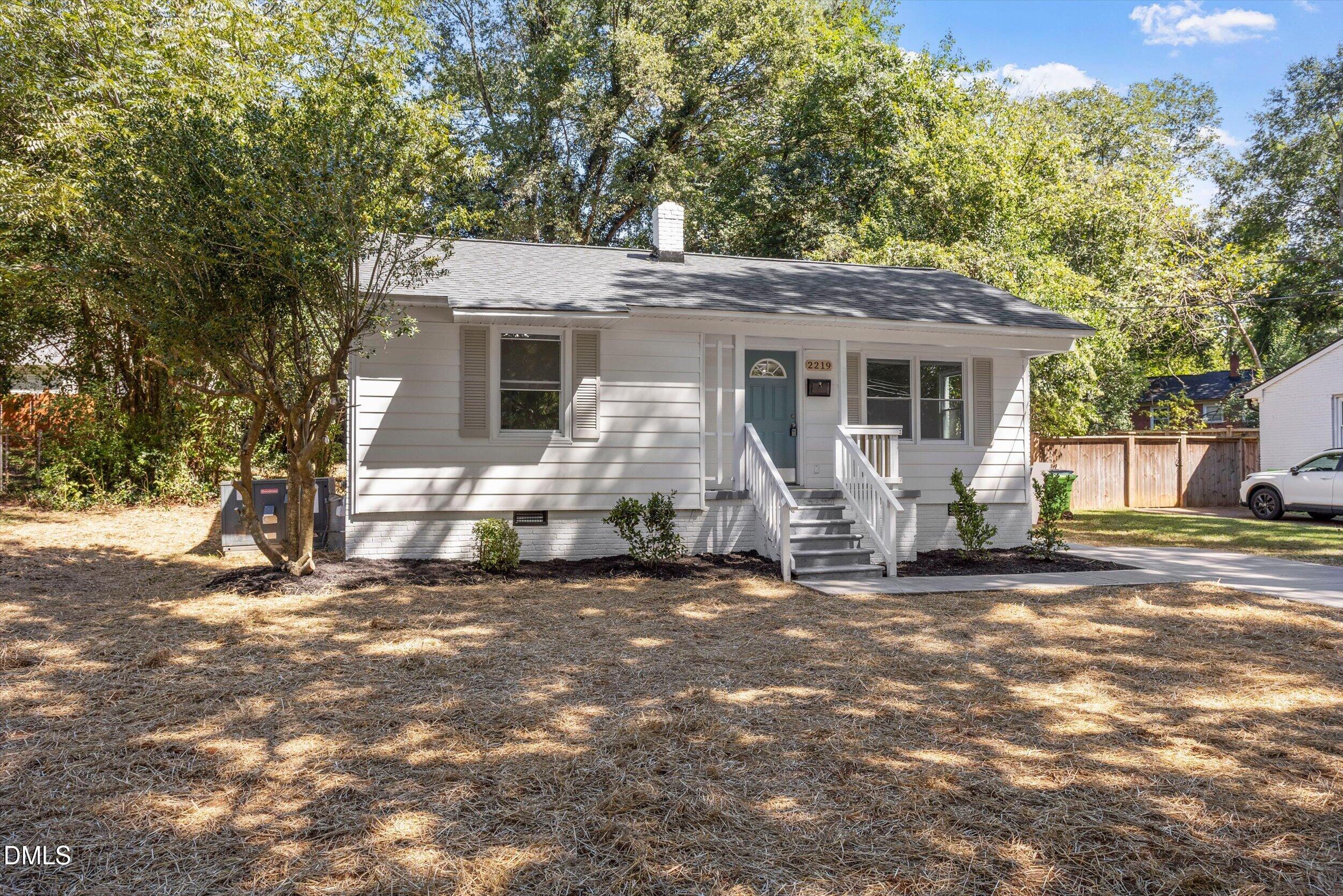 2219 Shannon Street Property Photo 25