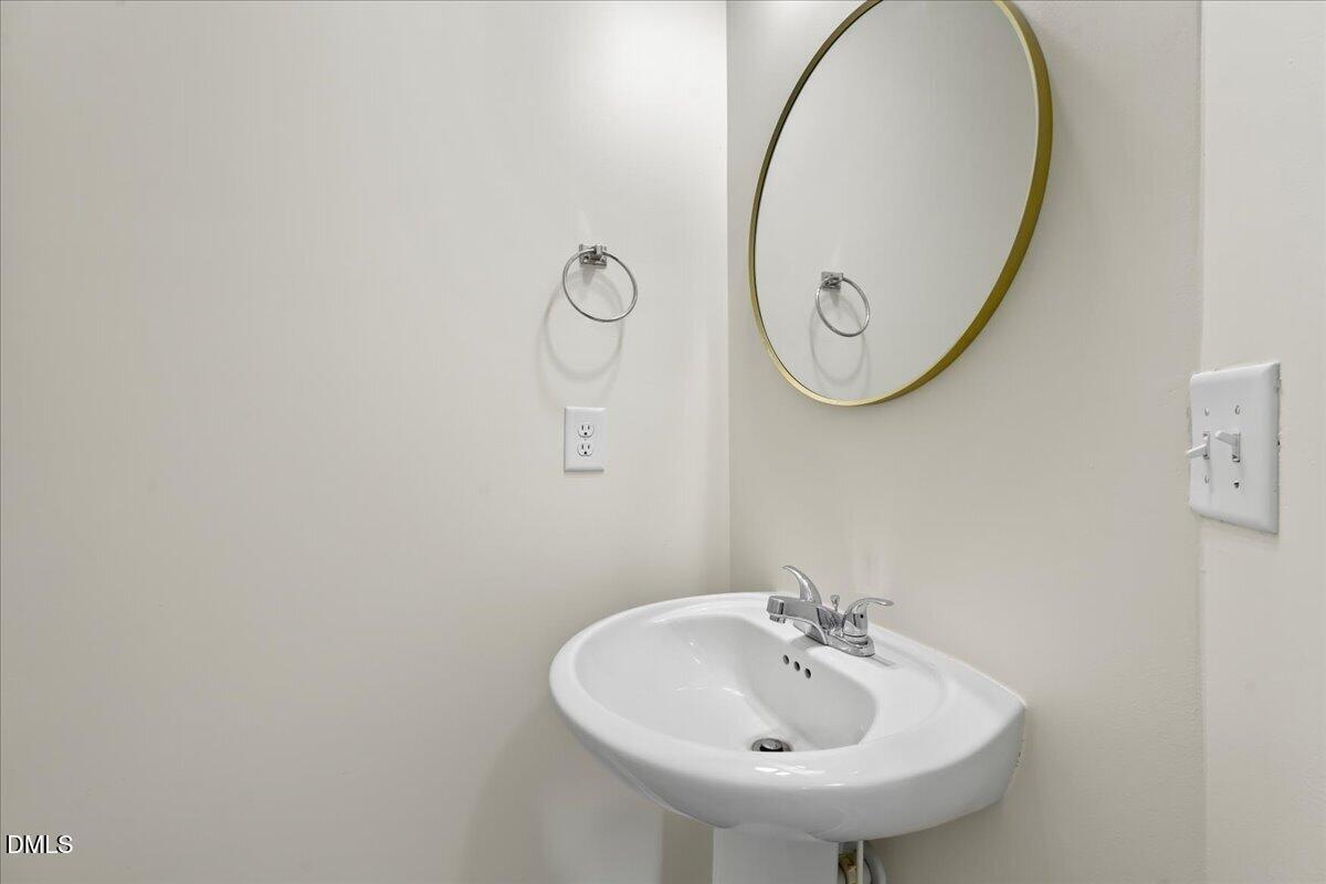 105 Wicklow Court Property Photo 9