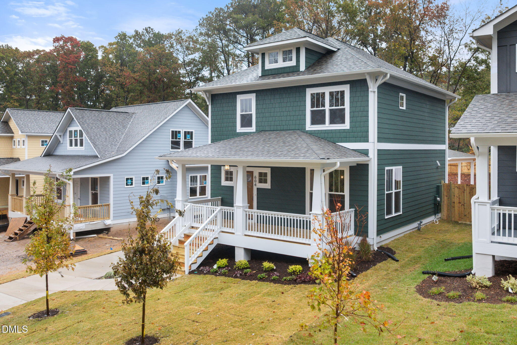 1008 Forrestal Place Property Photo 2