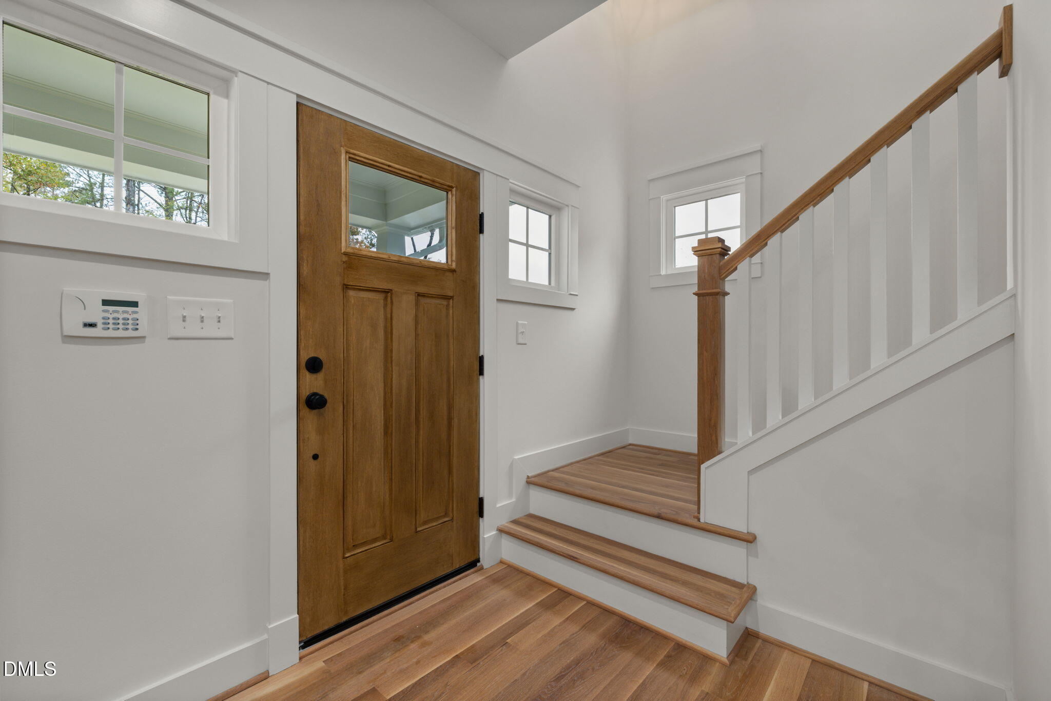 1008 Forrestal Place Property Photo 3
