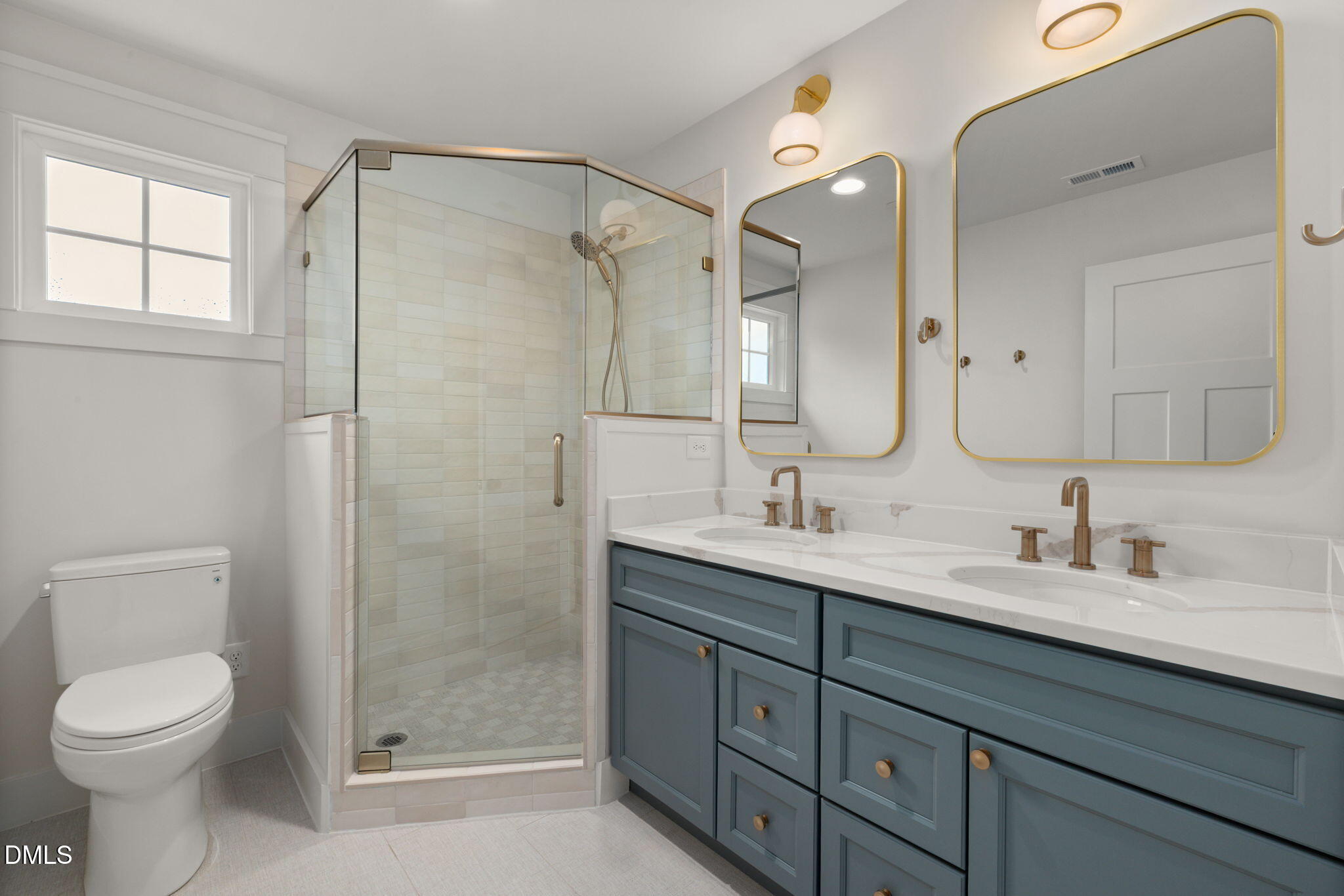 1008 Forrestal Place Property Photo 15