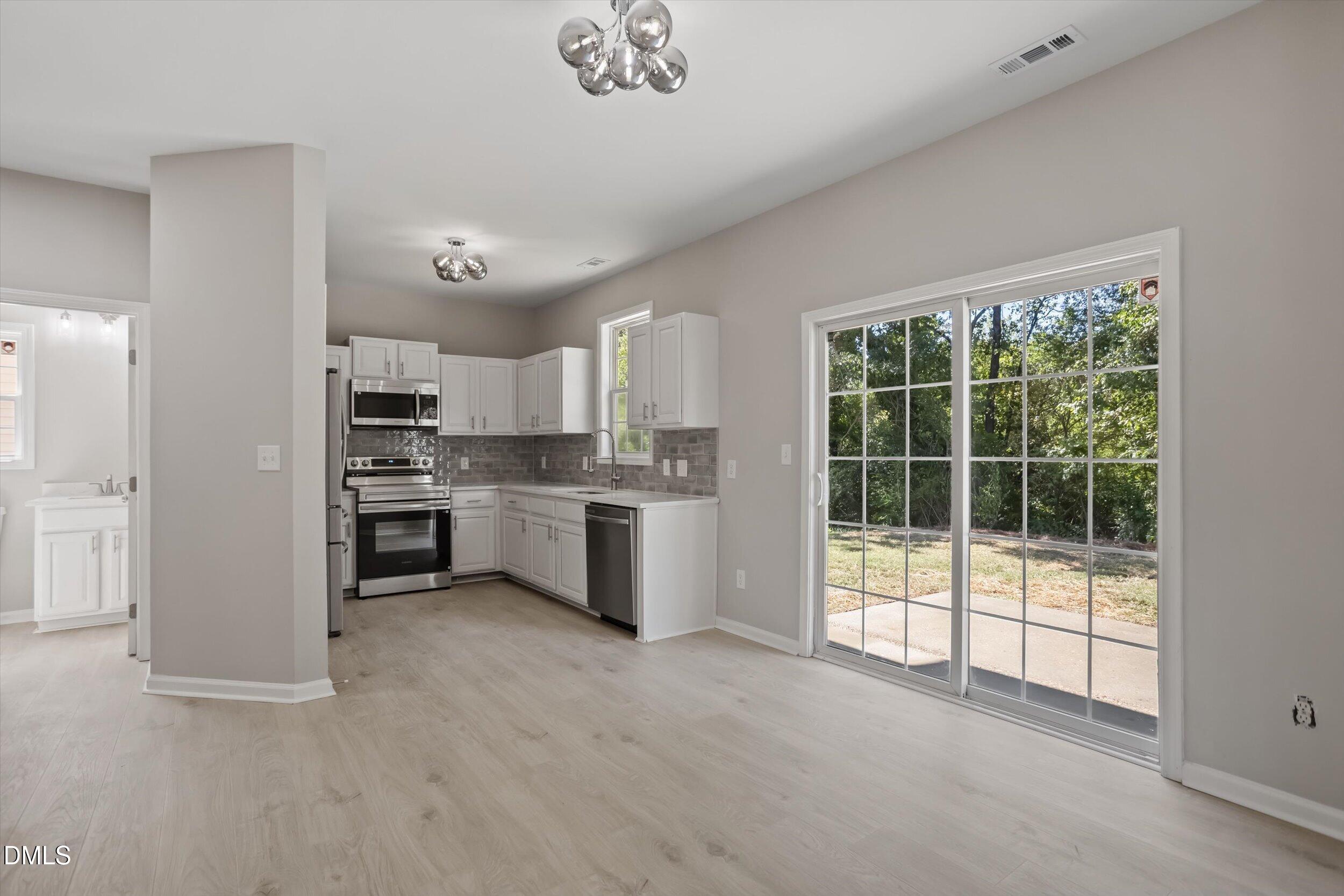 808 Nightshade Way Property Photo 6