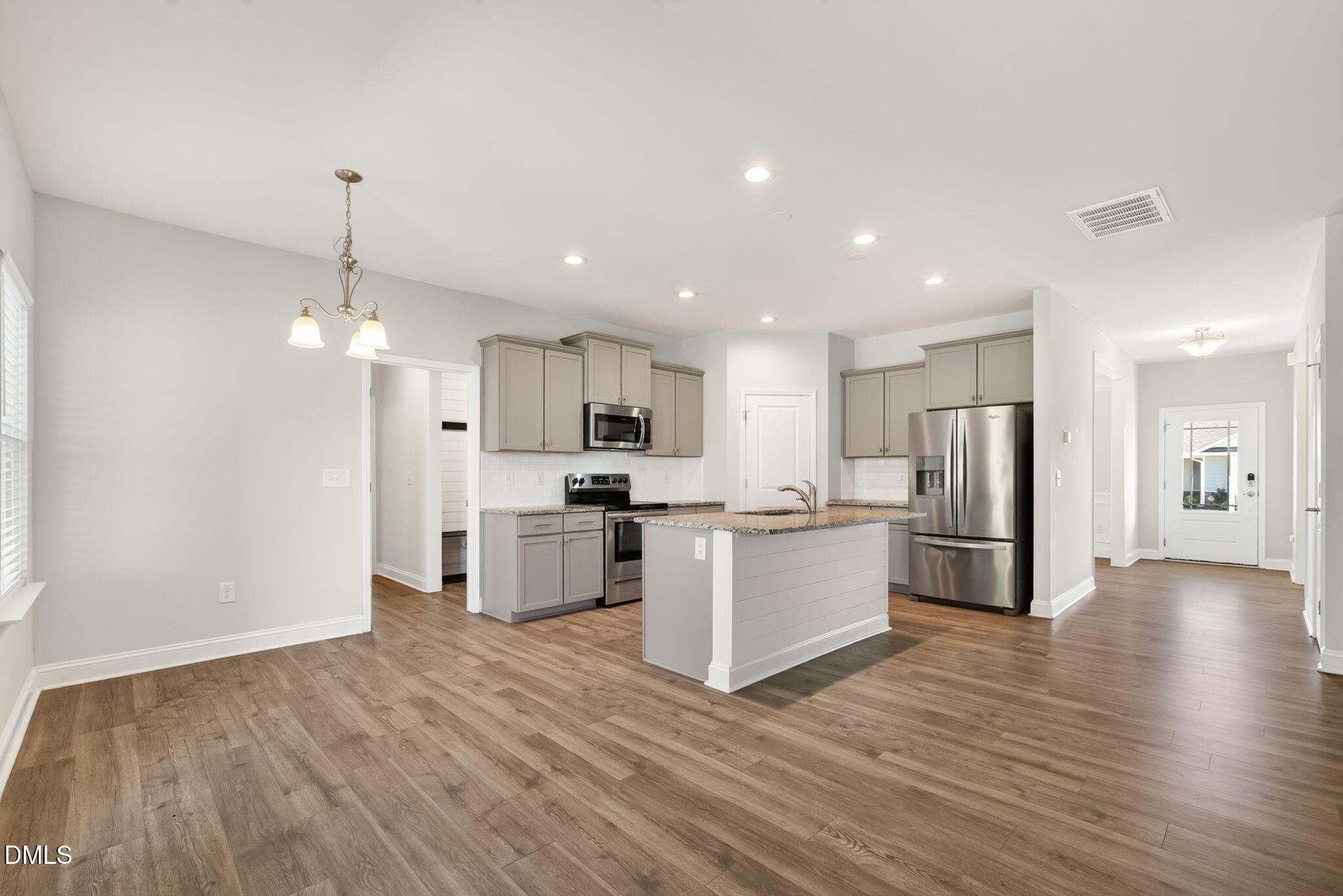 60 Newport Landing Property Photo 2