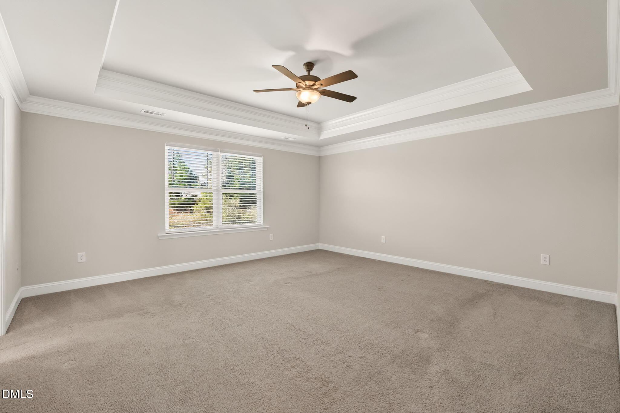 60 Newport Landing Property Photo 4